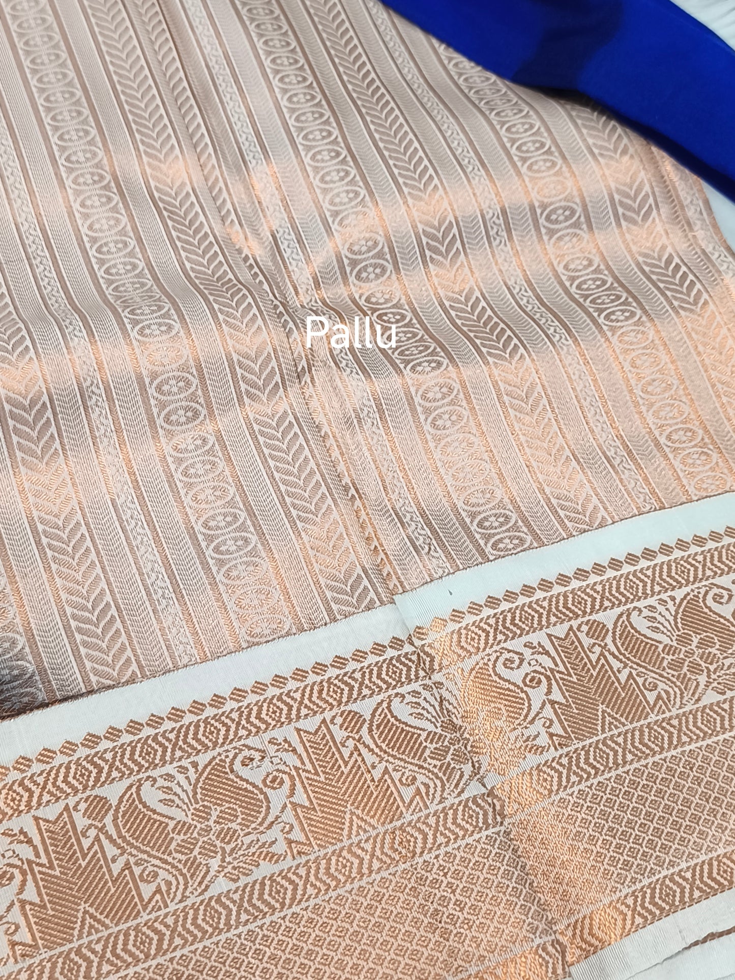 Korvai Premium Soft Silk Saree (Royal Blue)