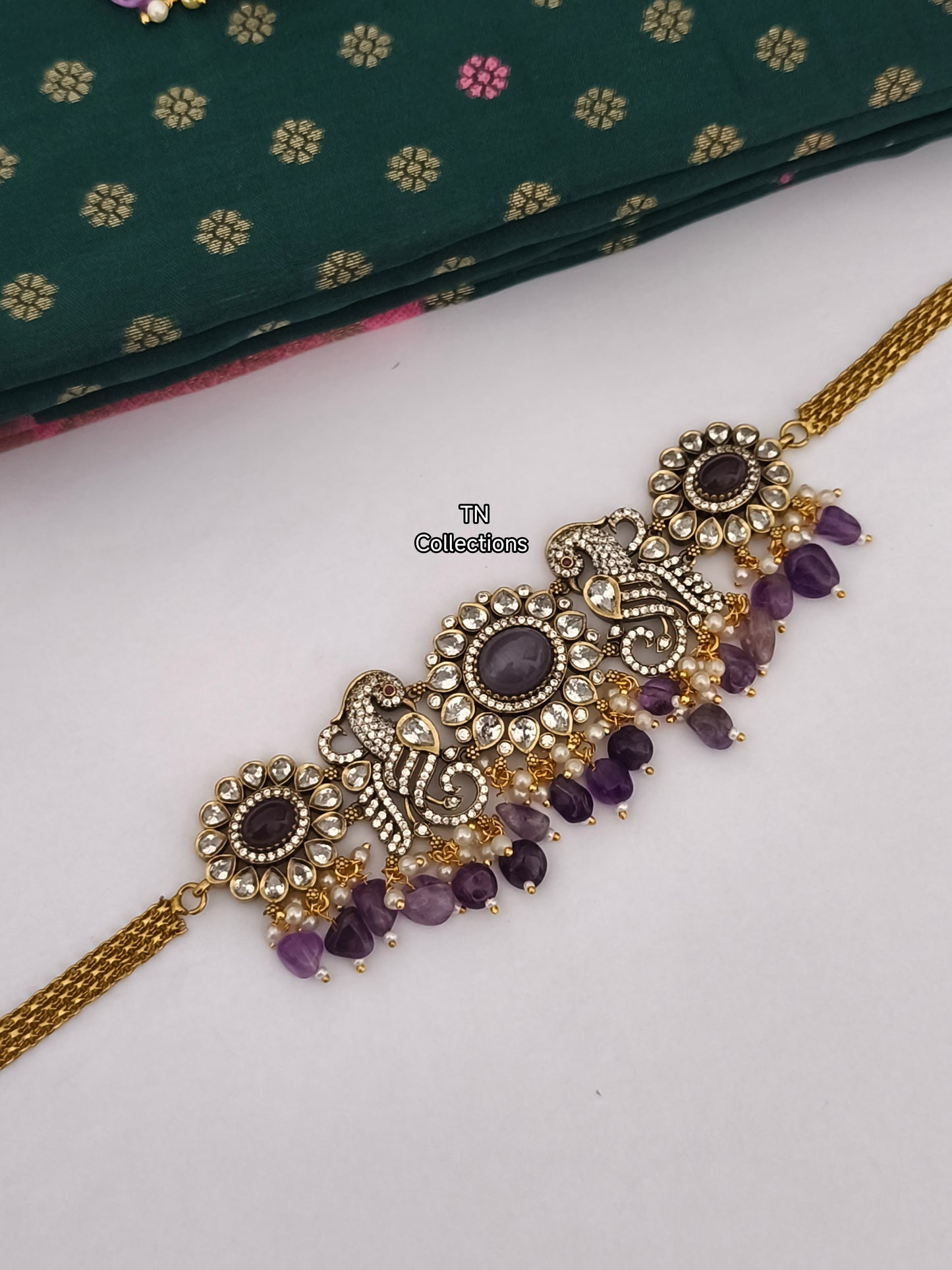 Unique Trendy Choker Set