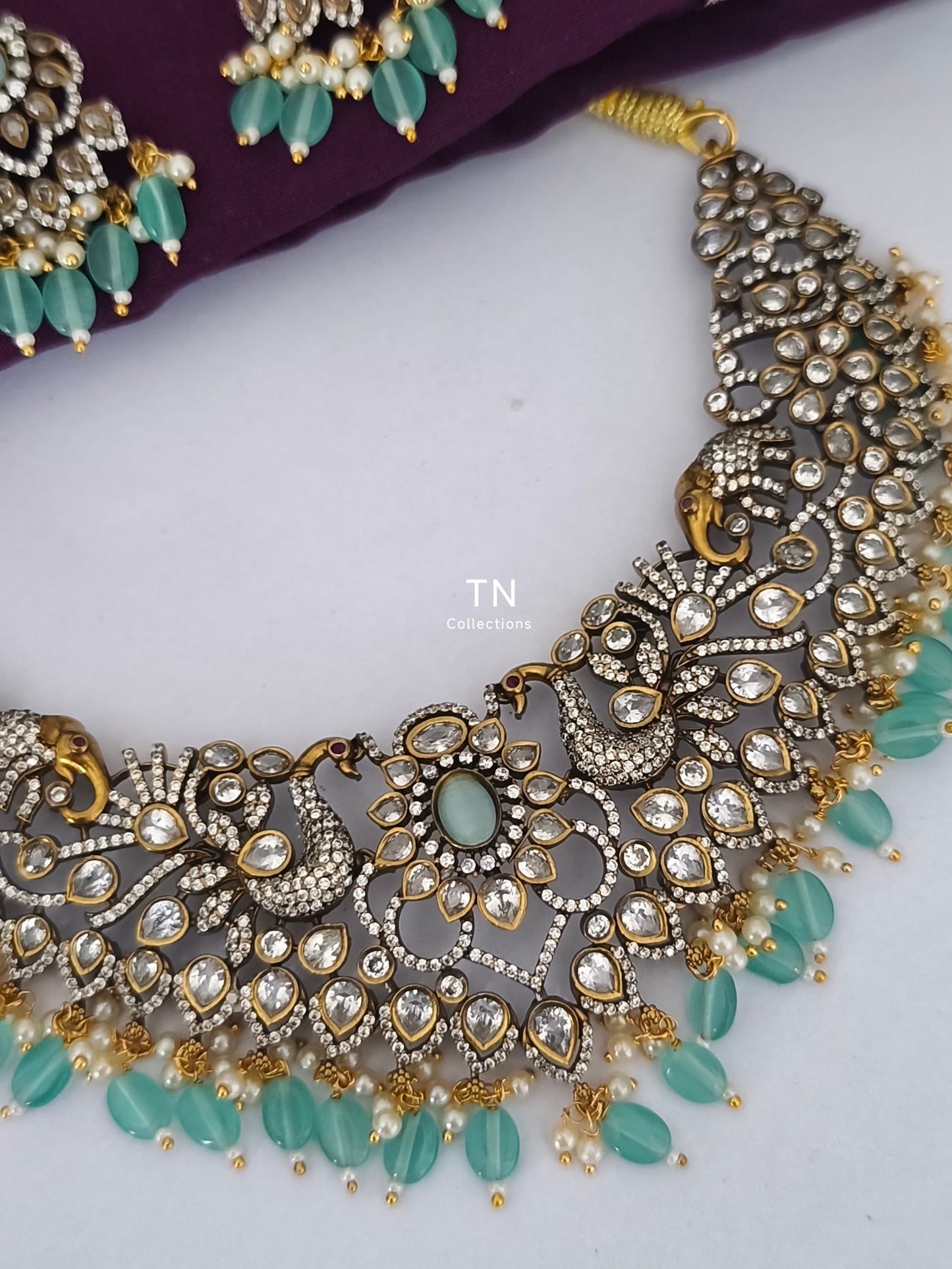 Victorian Finish Necklace Set (Mint Green)