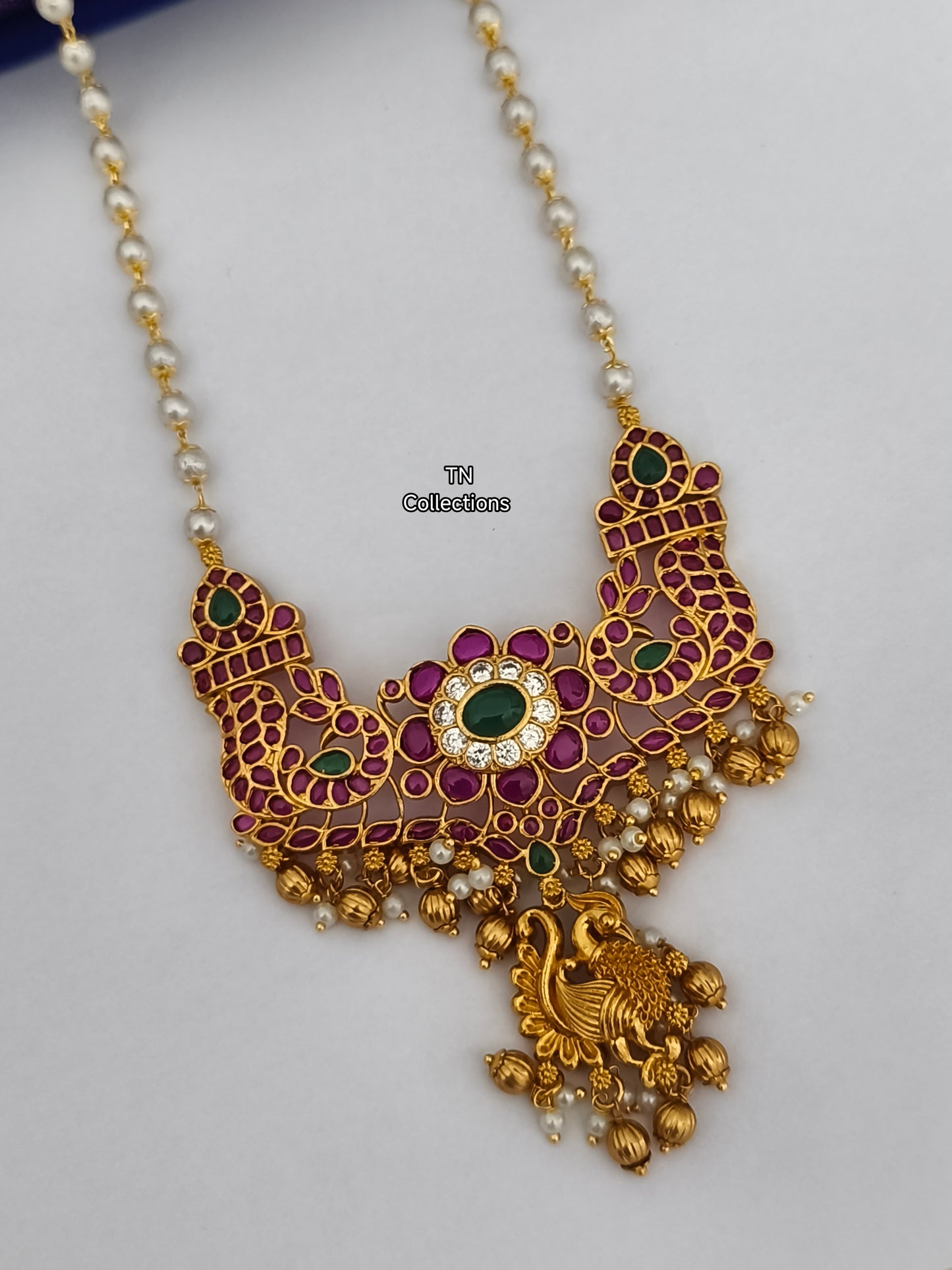 Matte Finish Real kemp Beaded Necklace