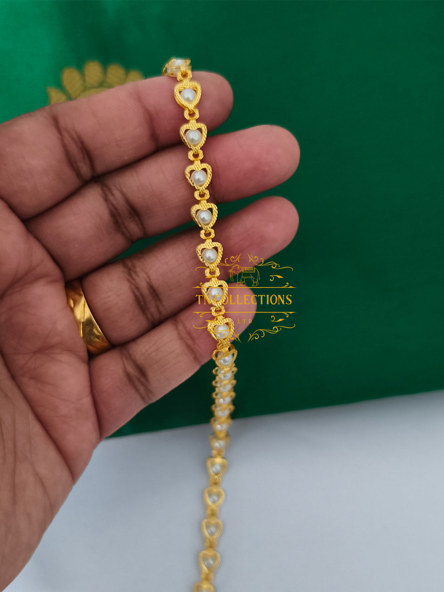 Micro Gold-Plated Shell Pearl Hip Chain