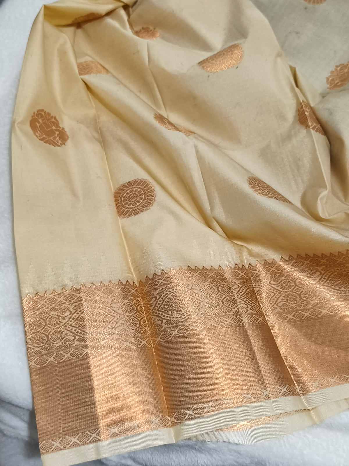 Checked Kanchi Semi Silk Saree