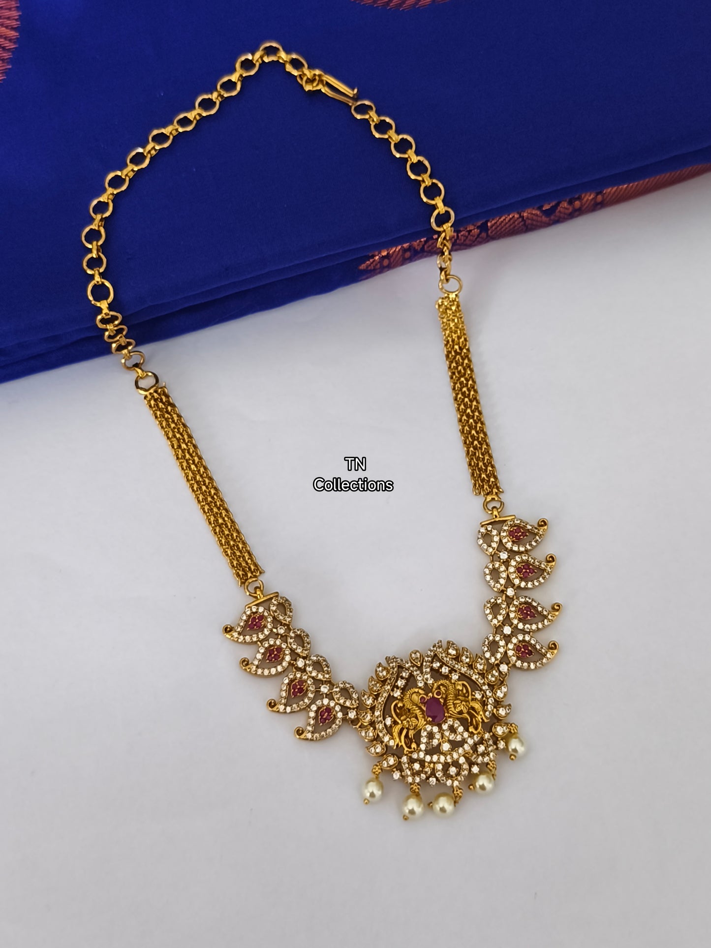 AD Choker Necklace Set