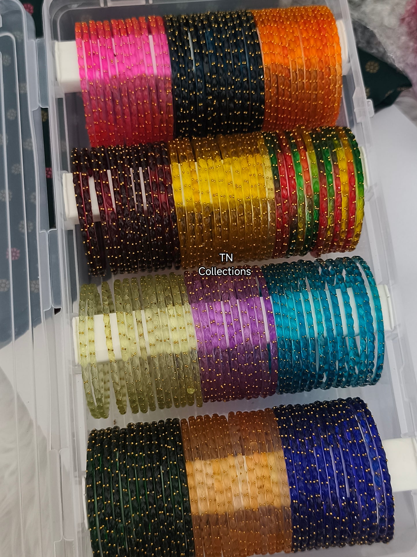 Trendy Raindrop Glass Bangles Set (Size 2.6)