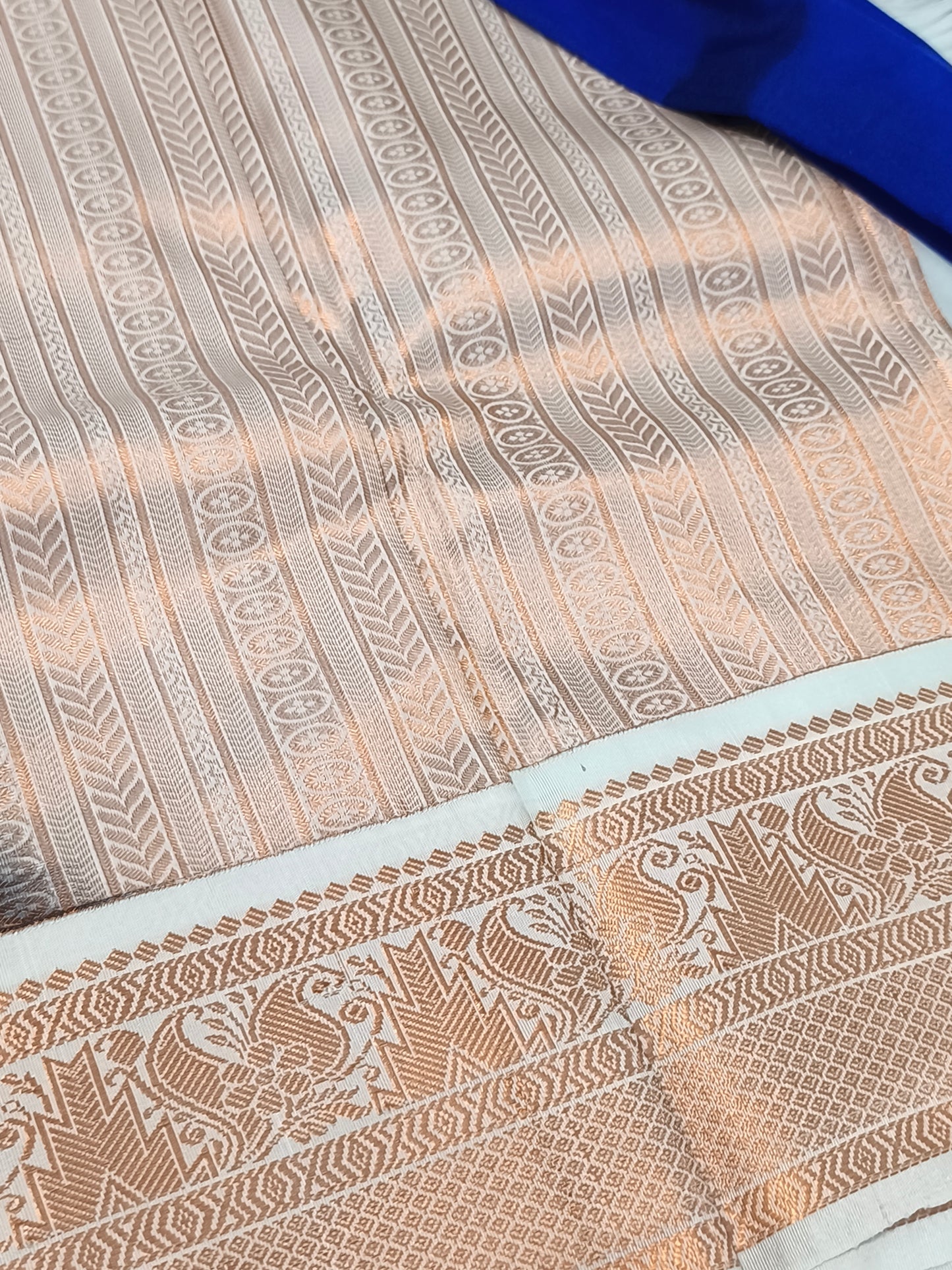 Korvai Premium Soft Silk Saree (Royal Blue)