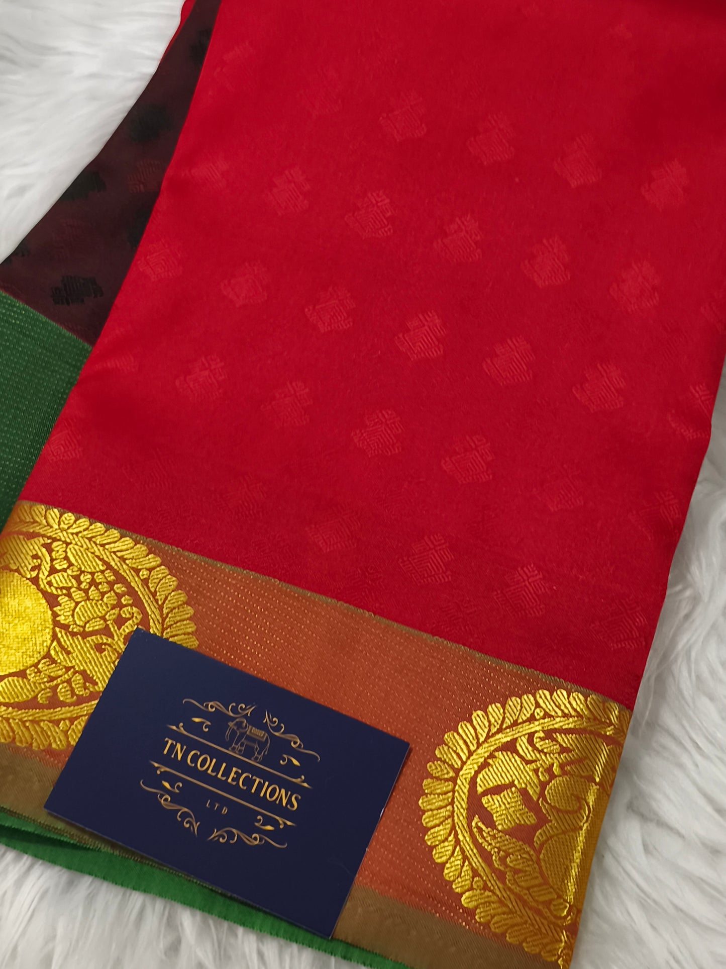 Semi soft silk saree (Red)