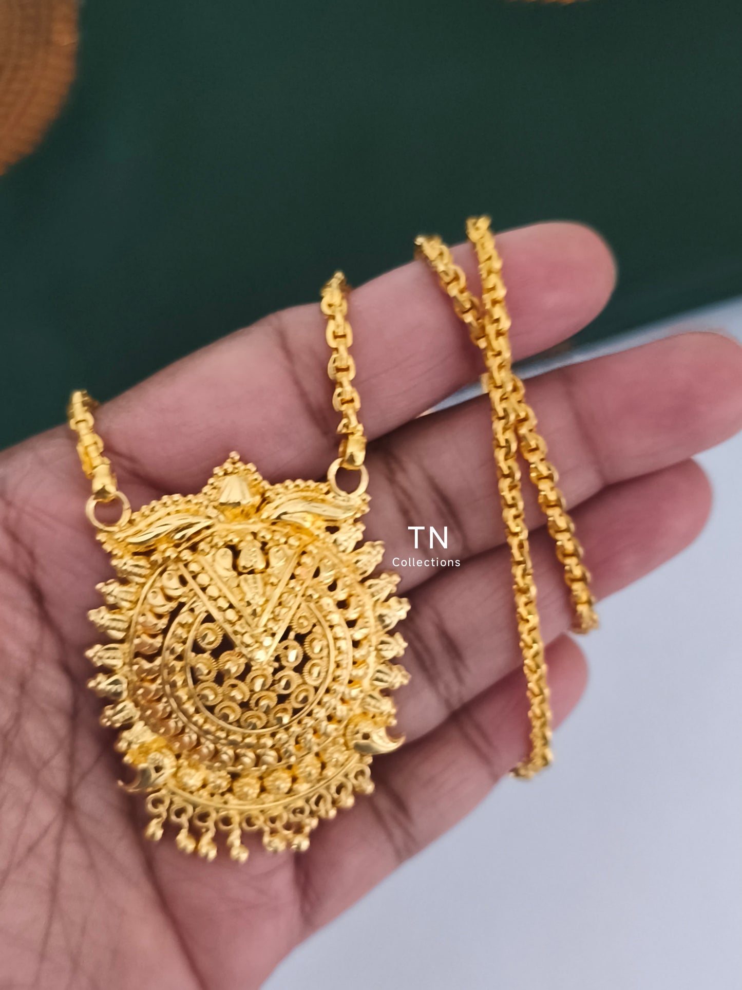 Gold plated Chain with Pendant