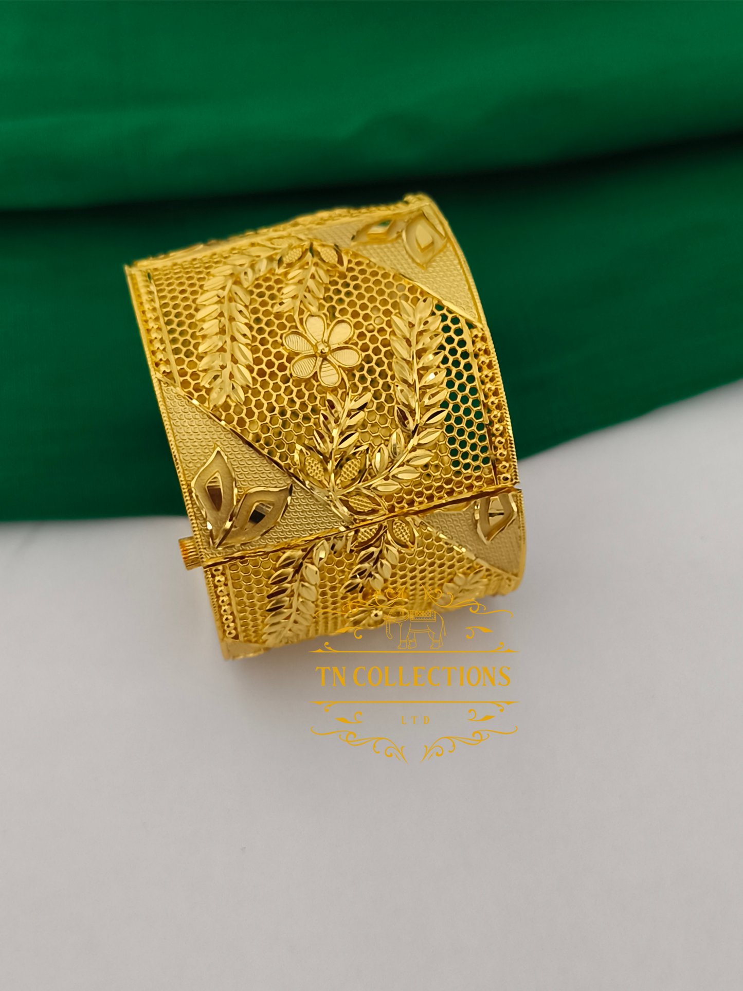 Micro Gold-Plated Screw Bangle