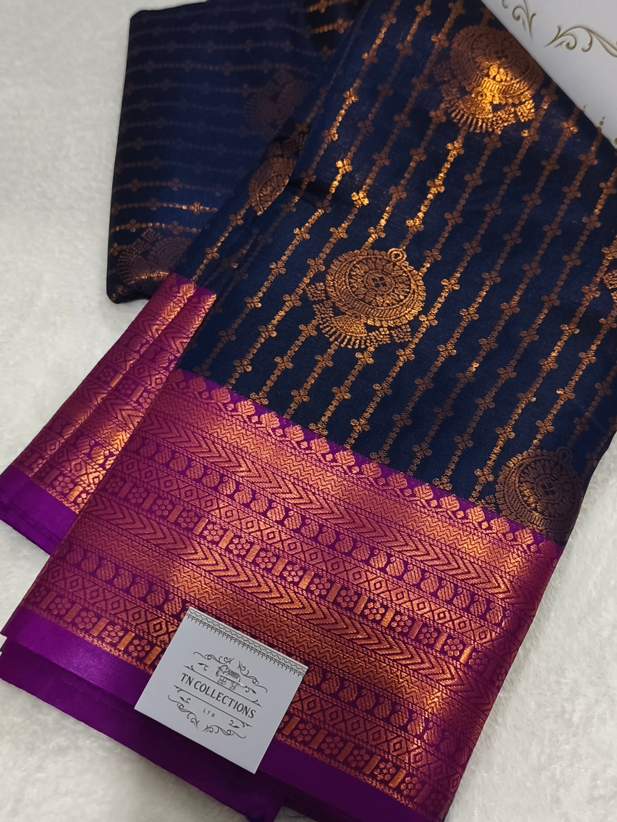 Kanchipuram vairaoosi Soft Silk Saree (Navy Blue)