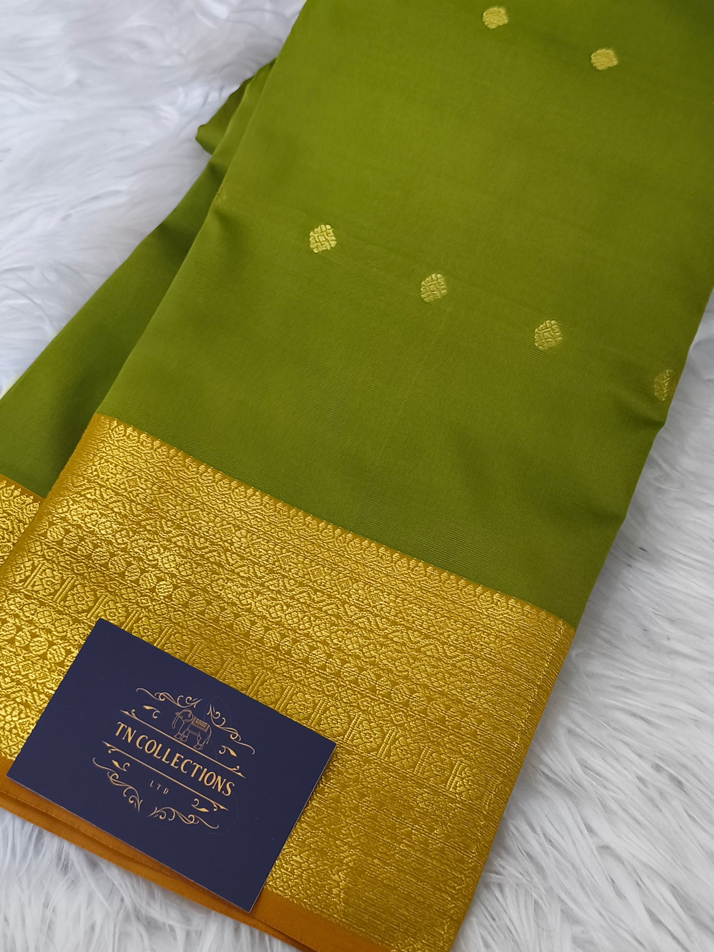 Semi Soft Silk Saree (Olive Green)