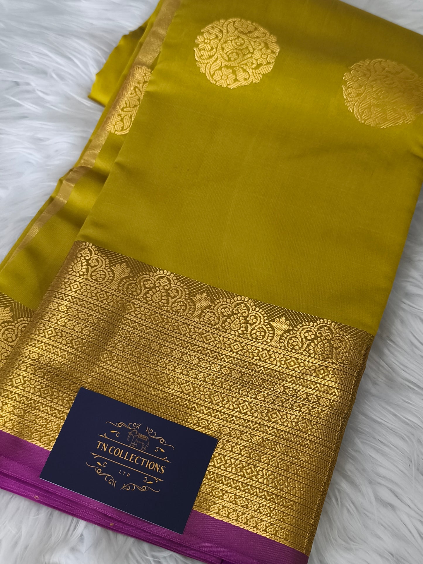 Luxury Semi Soft Silk Saree (Olive Green)