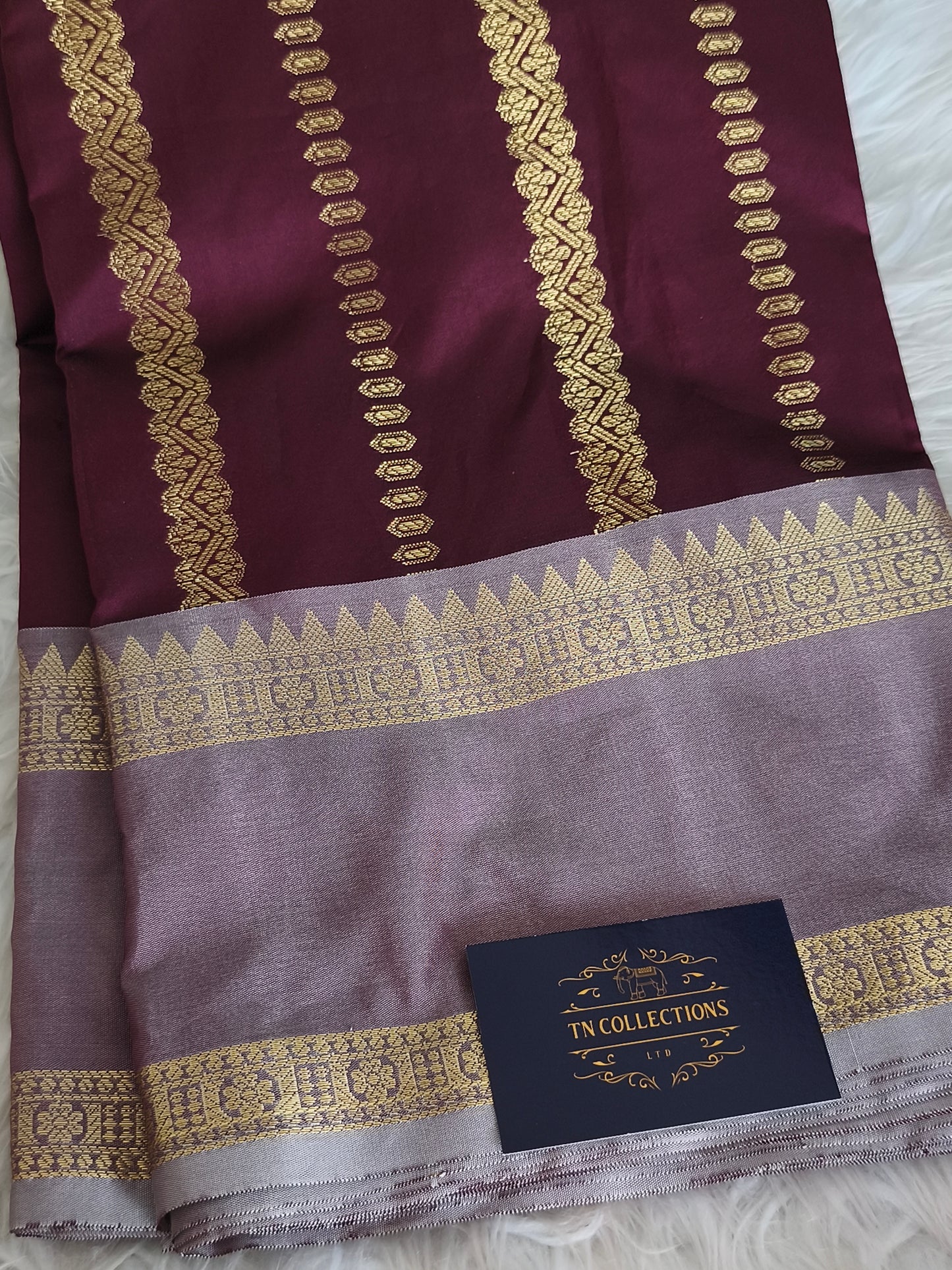 Semi Soft Silk Saree (Maroon)