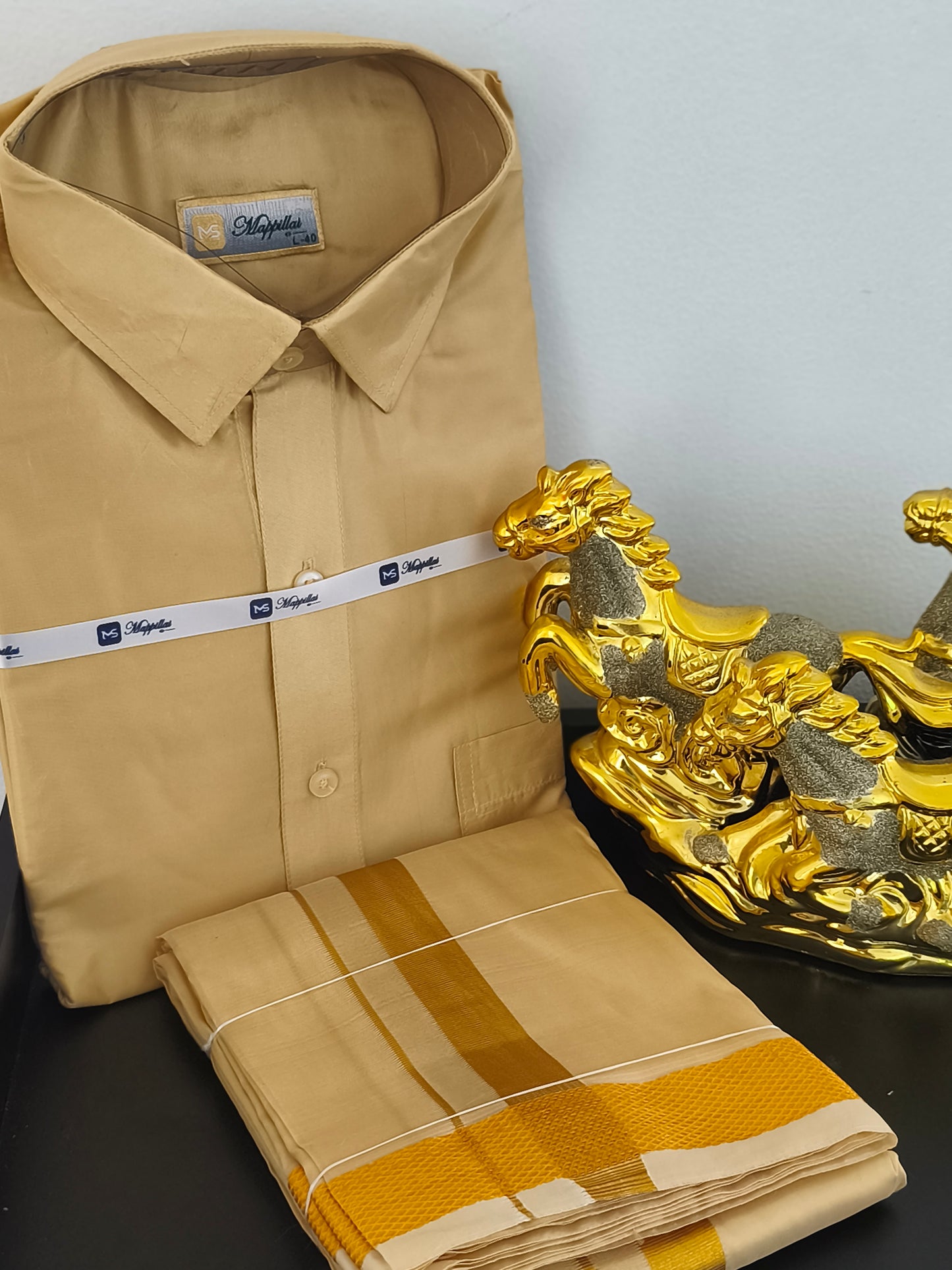 Men's veshti shirt (Size 40)