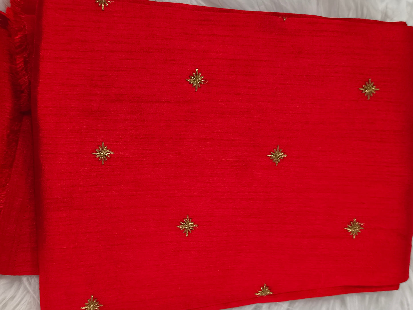 Aari Embroidery work Saree Blouse Material (Red)