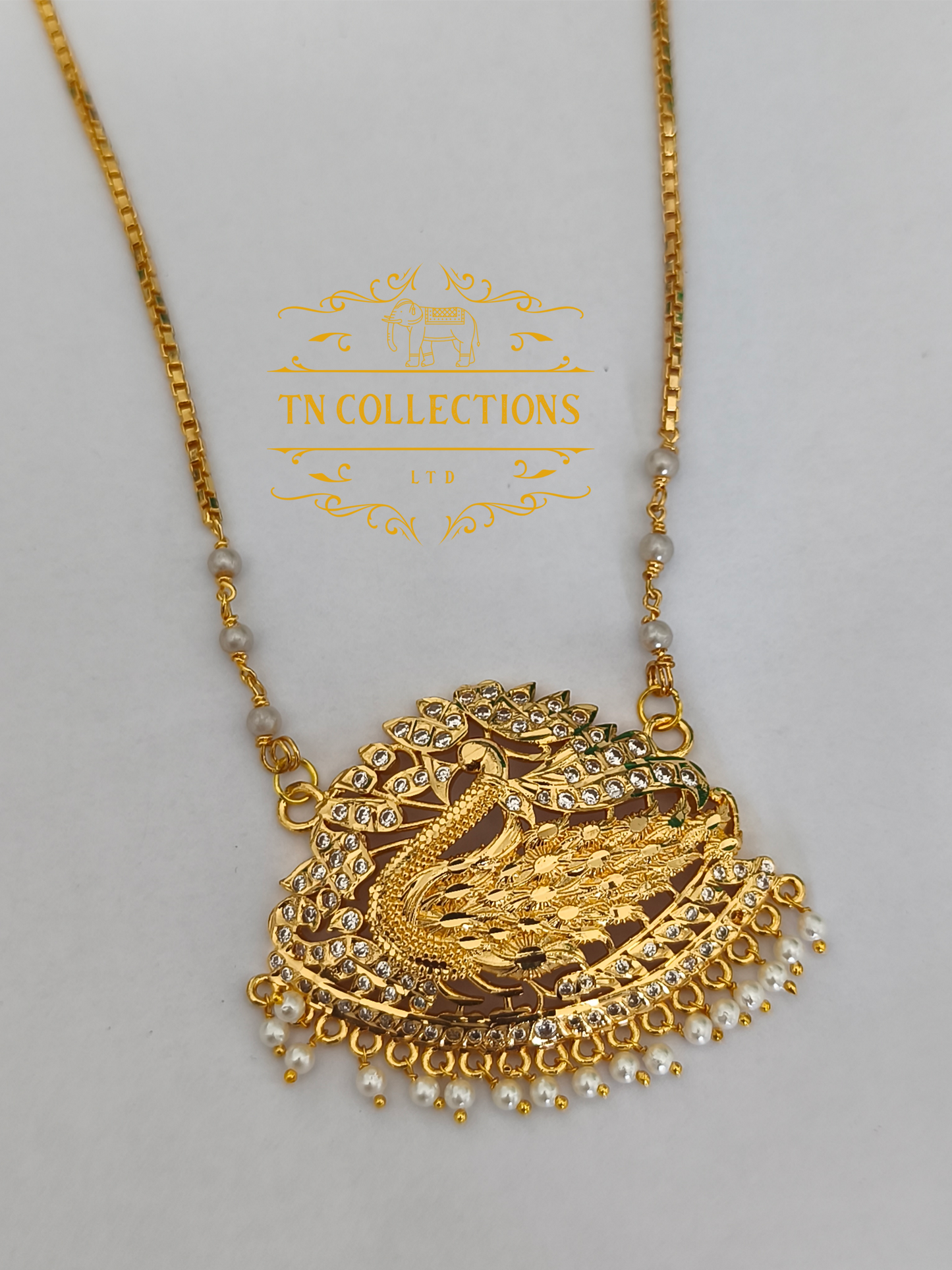 Micro Gold-Plated Traditional Pathakkam with Single layer Pearl chain
