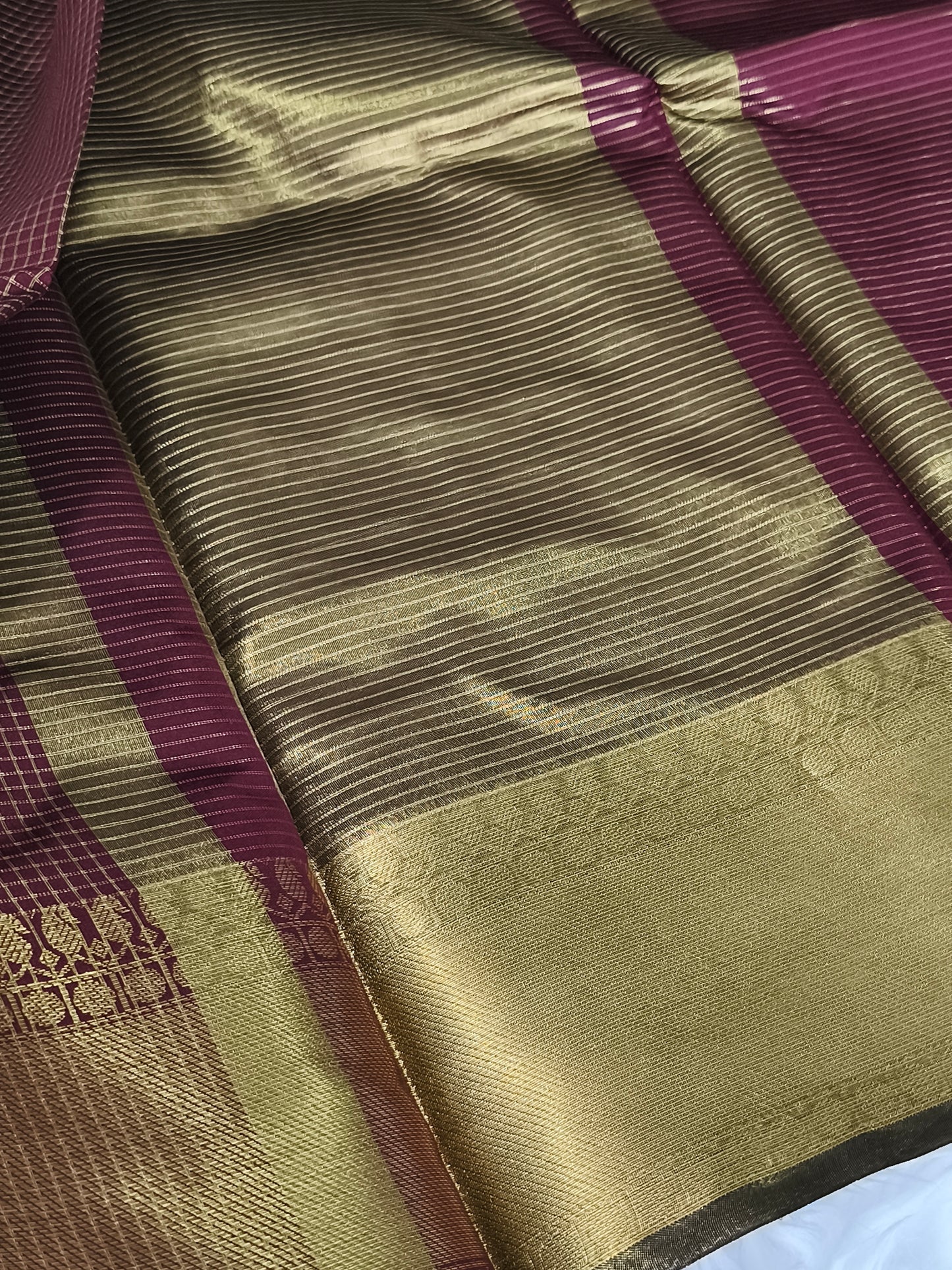 Trendy Small Checked Kanjivaram silk saree