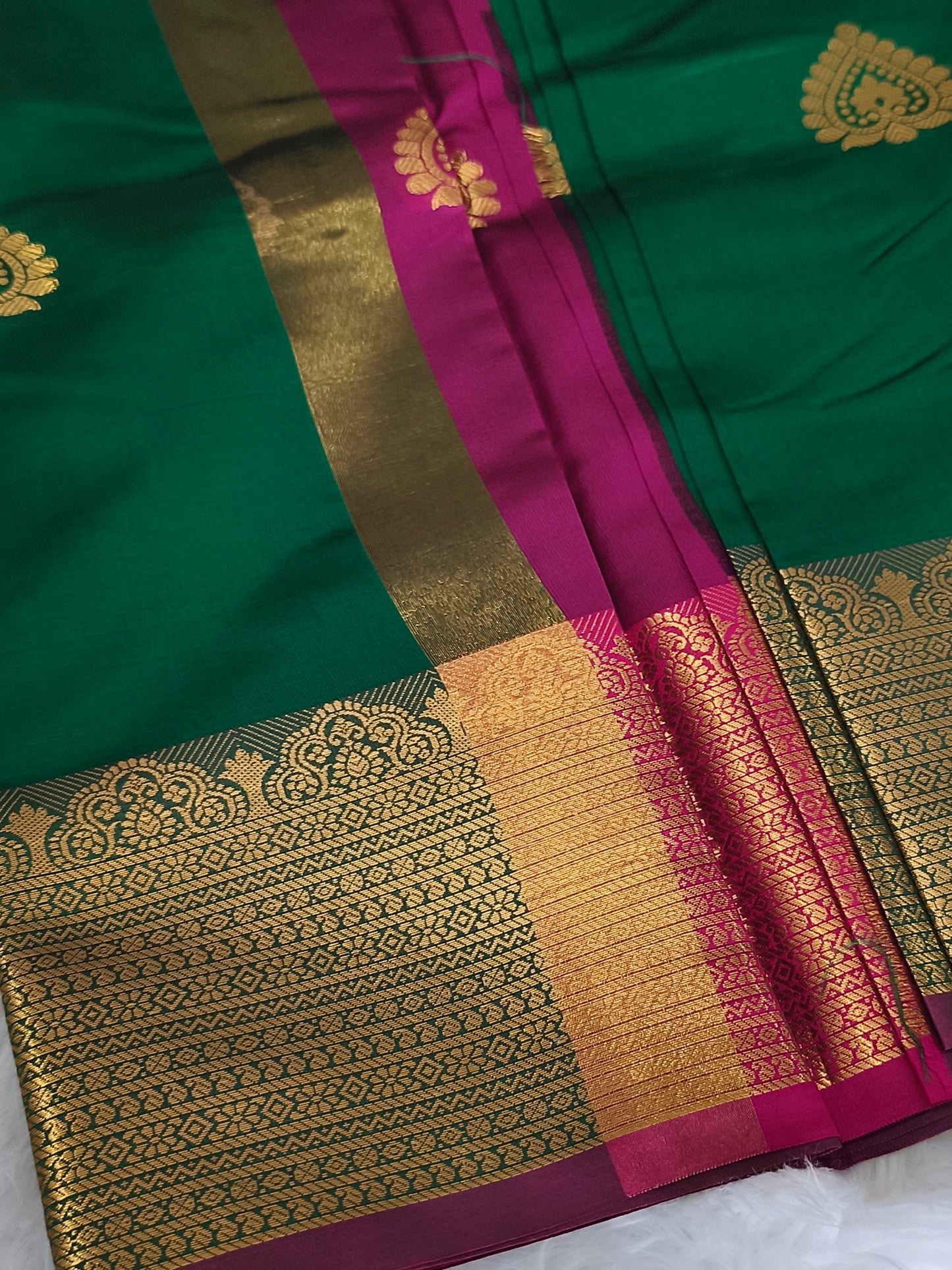 Luxury Semi Soft Silk Saree (Green)