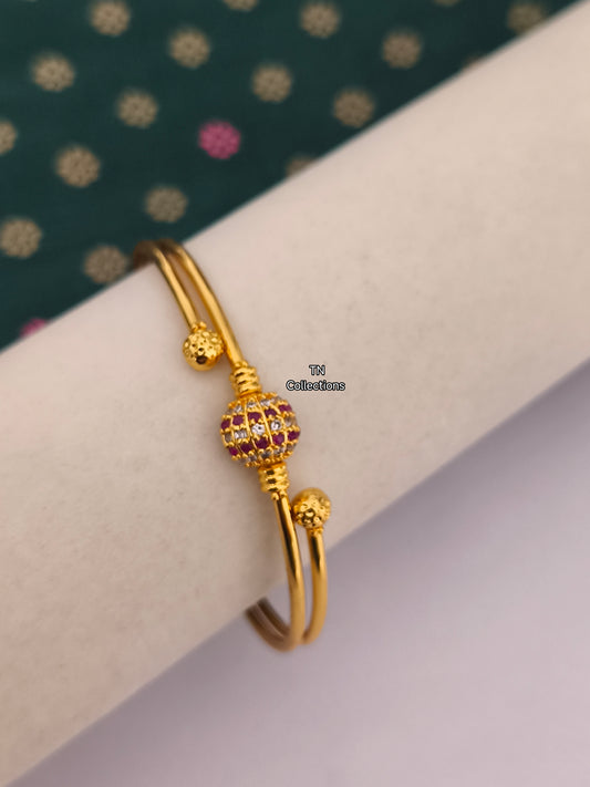Micro gold plated SINGLE Bangle (Ruby & white)