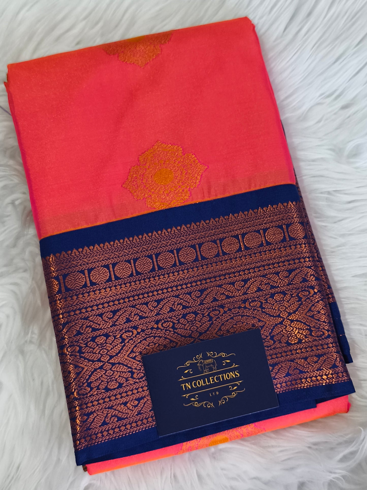 Korvai Premium soft silk saree(Dual Tone)