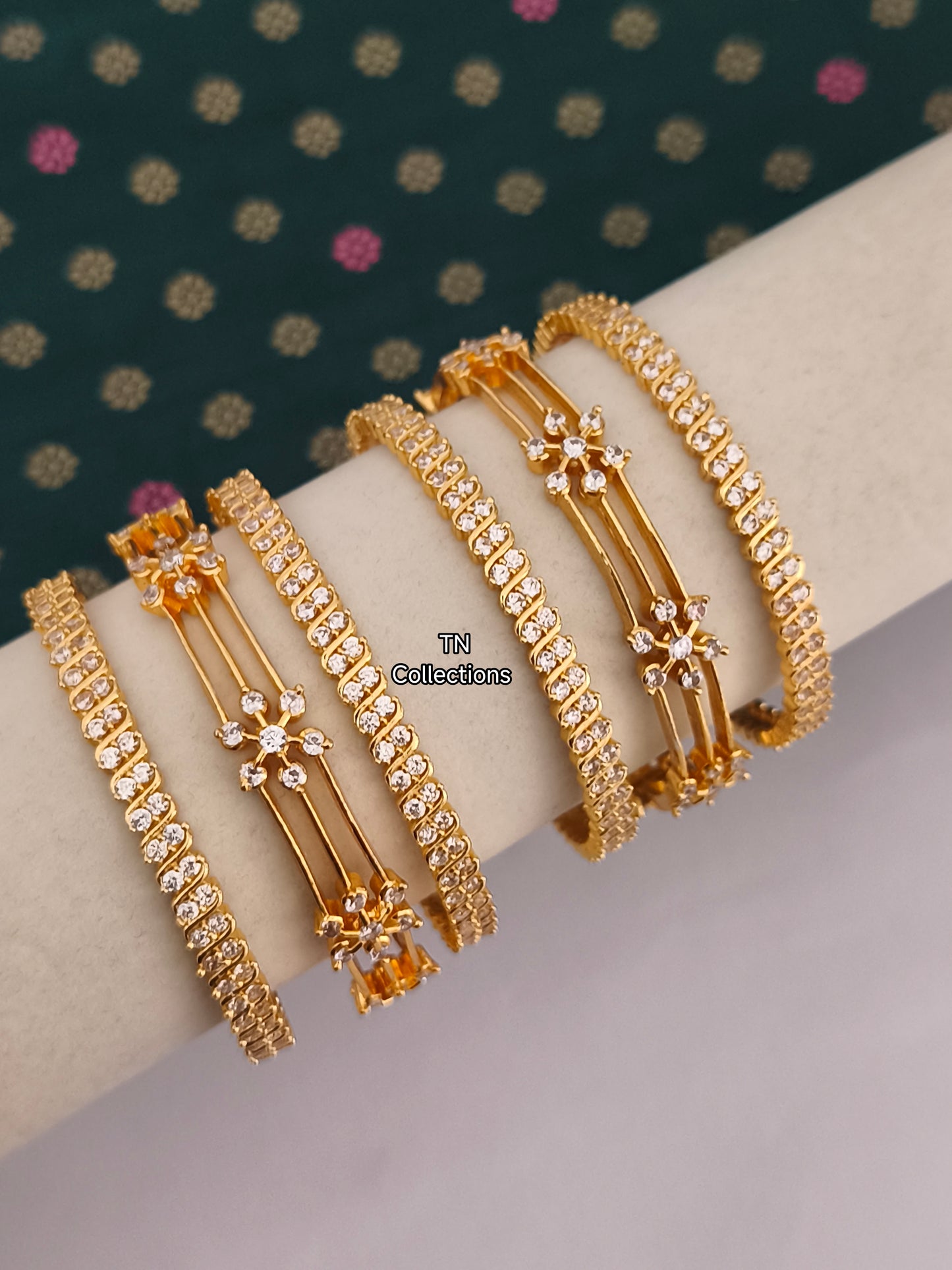 Antique Polish Ad Cz Bangles Set (Size 2.6)