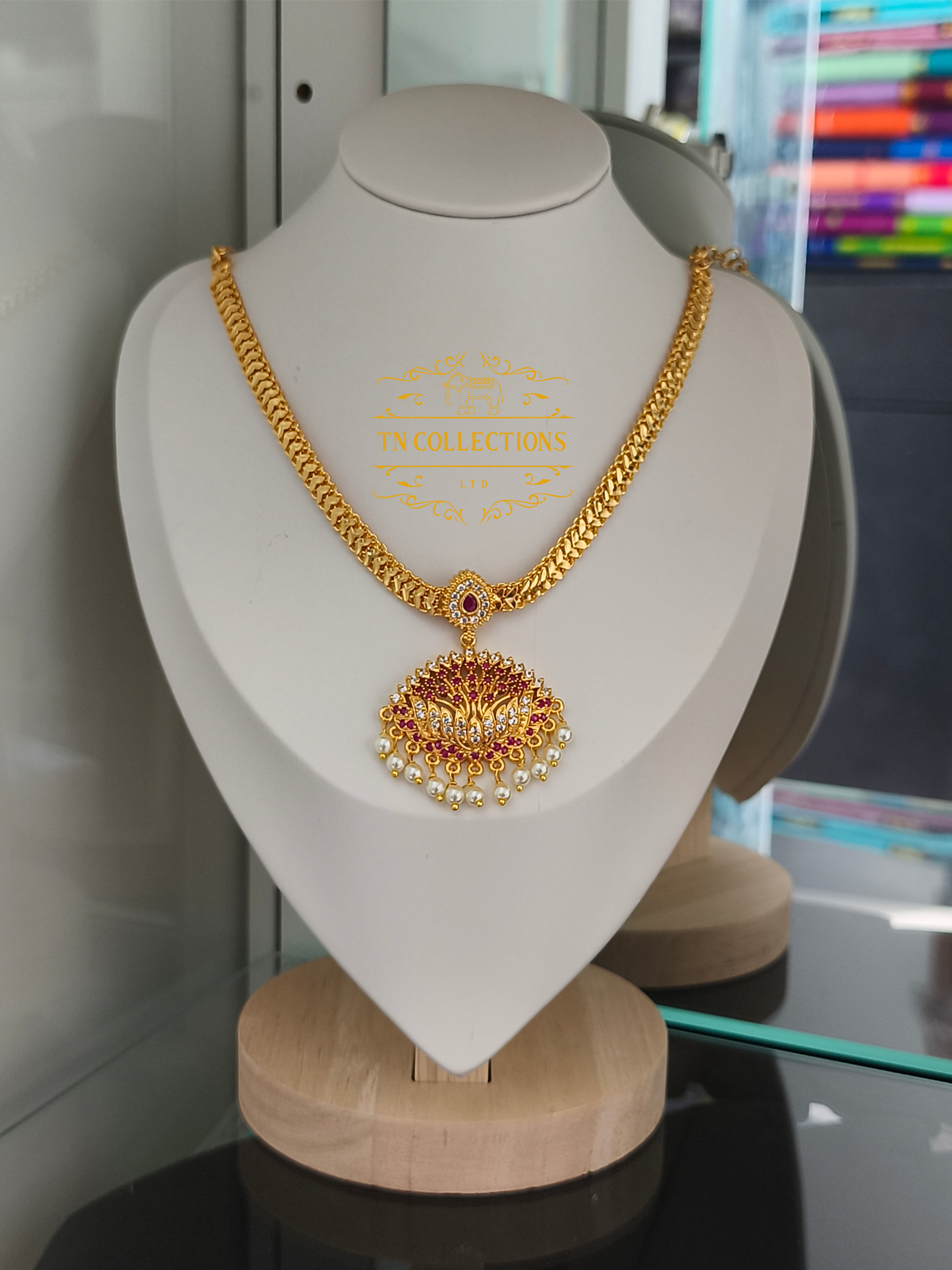 Micro Gold-Plated Traditional Allipoo Attiyal (Ruby & white)