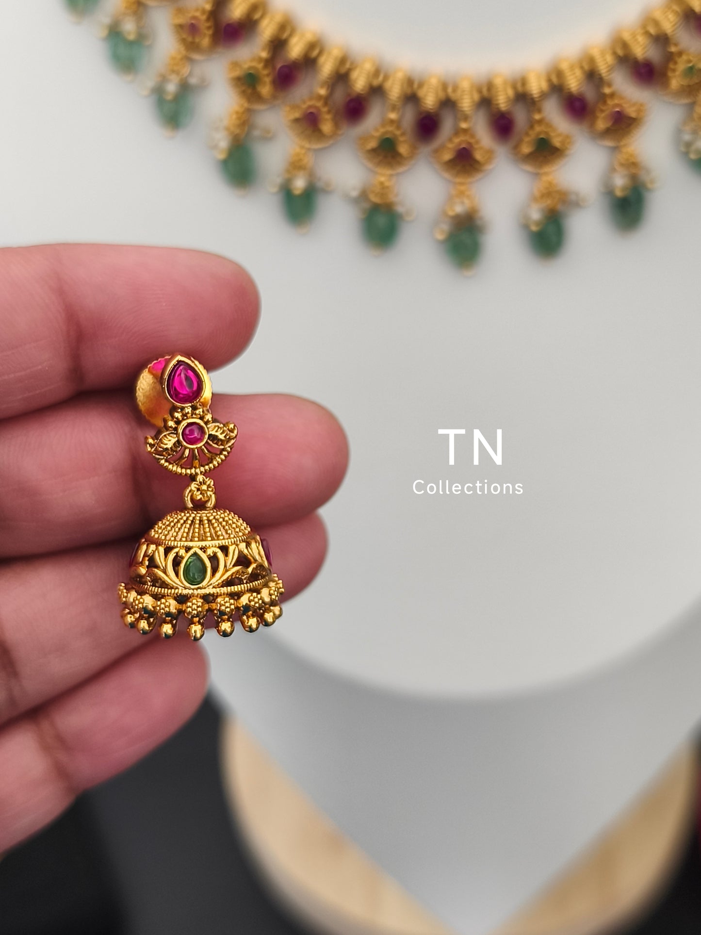 Matte Finish Real Jadu Stone Necklace