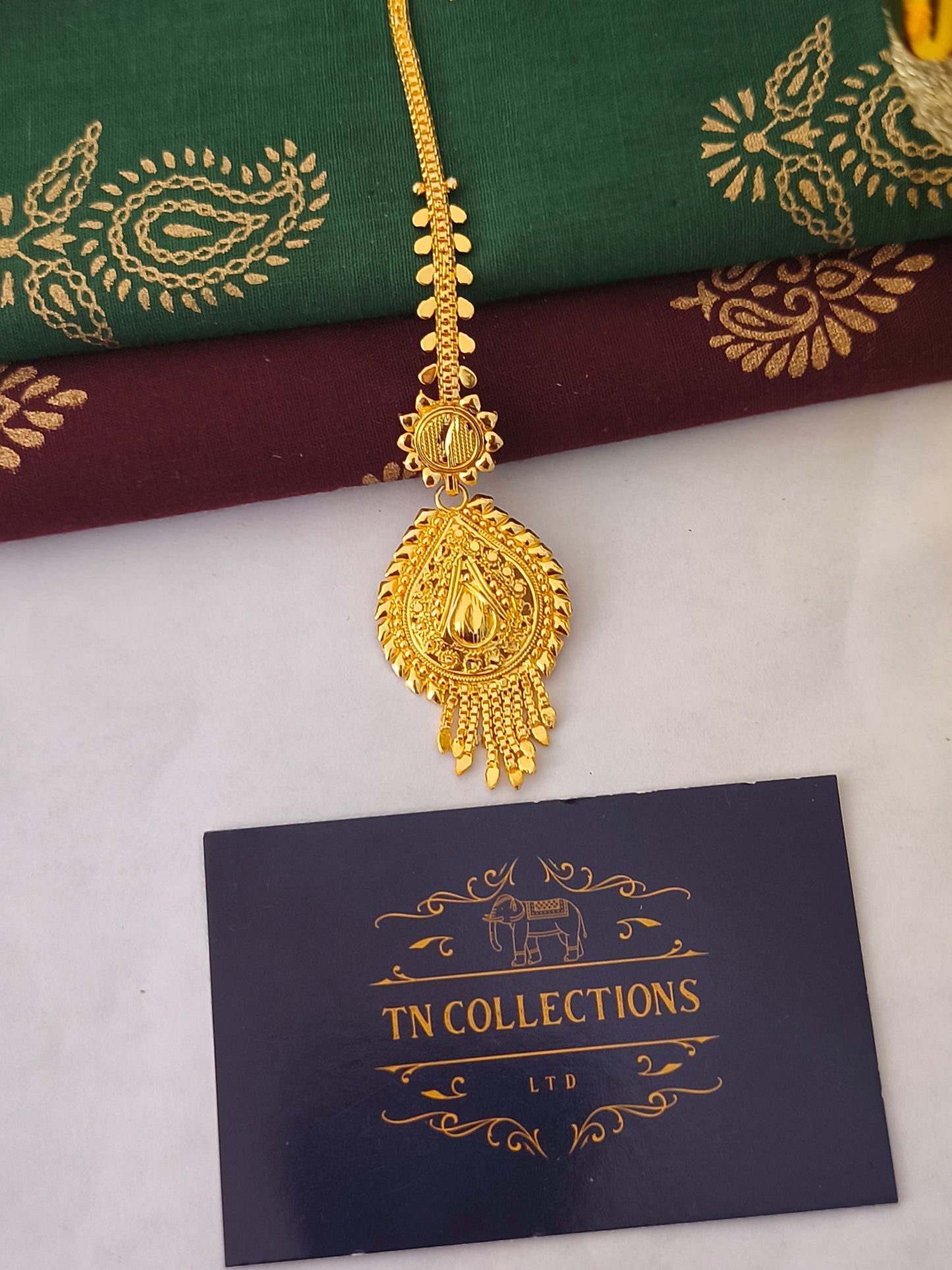 One gram gold forming Tikka