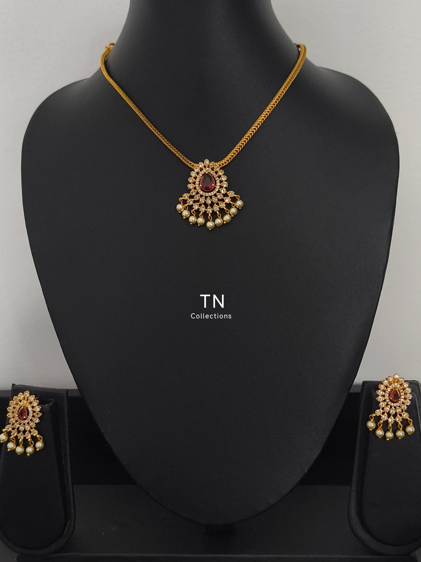 Antique Polish Simple Necklace set (Maroon)