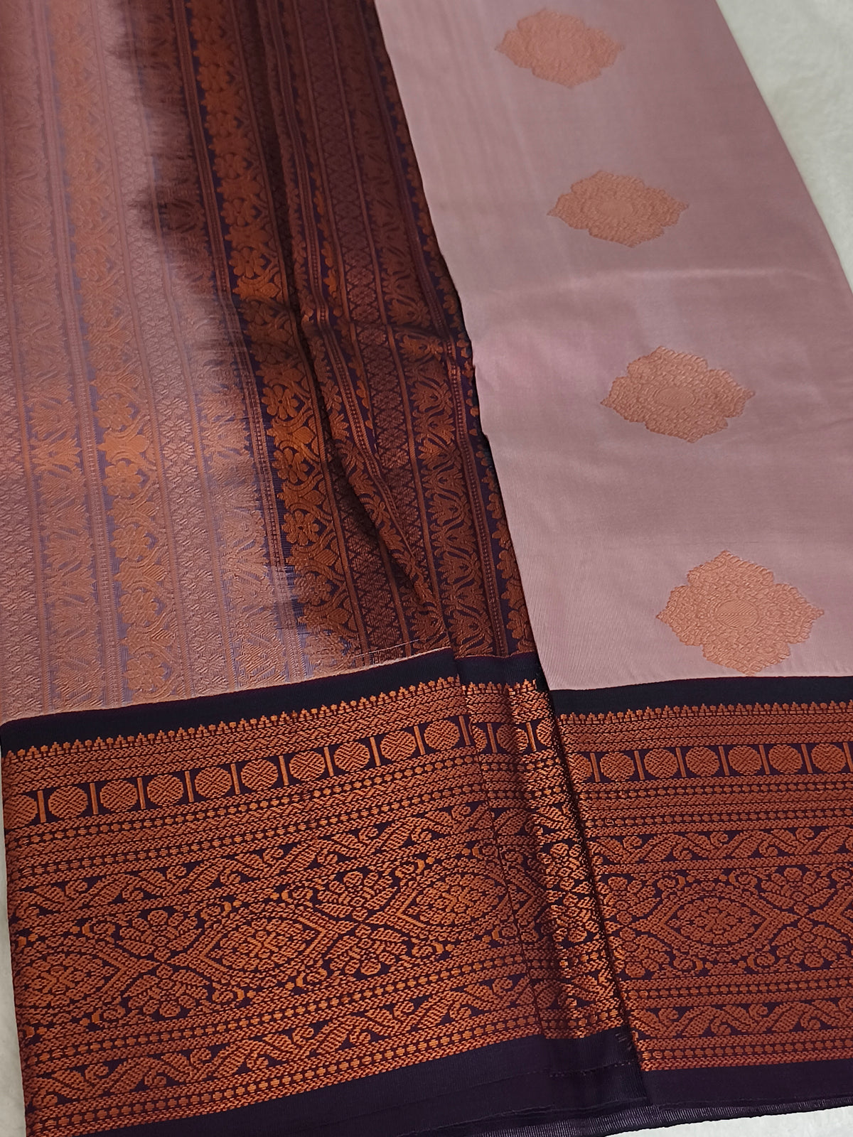 Korvai Premium soft silk saree