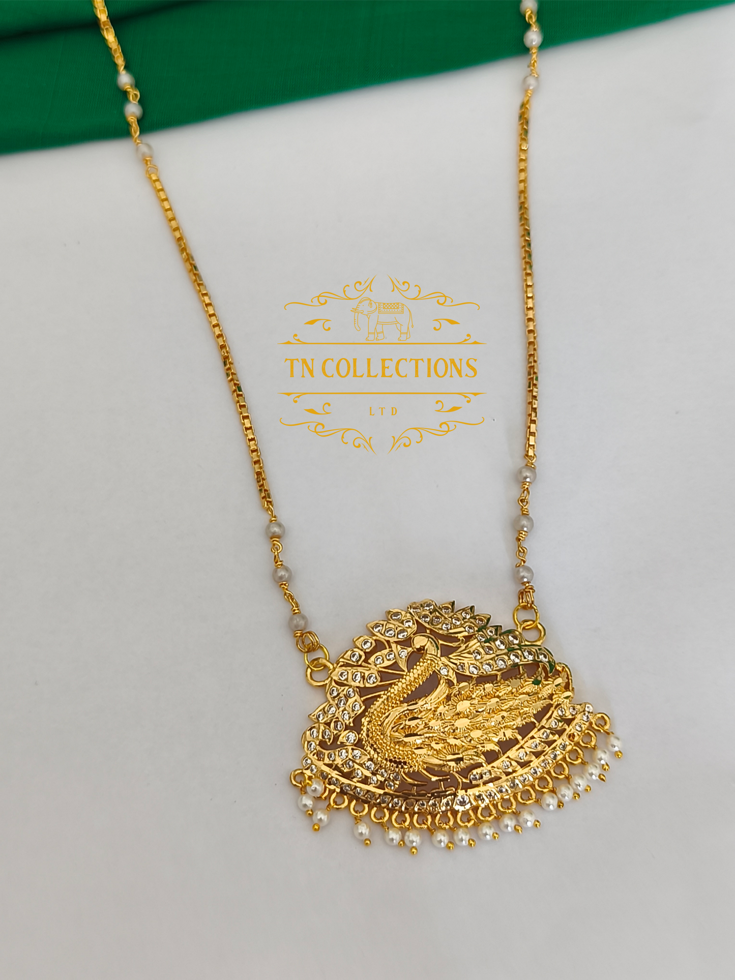 Micro Gold-Plated Traditional Pathakkam with Single layer Pearl chain