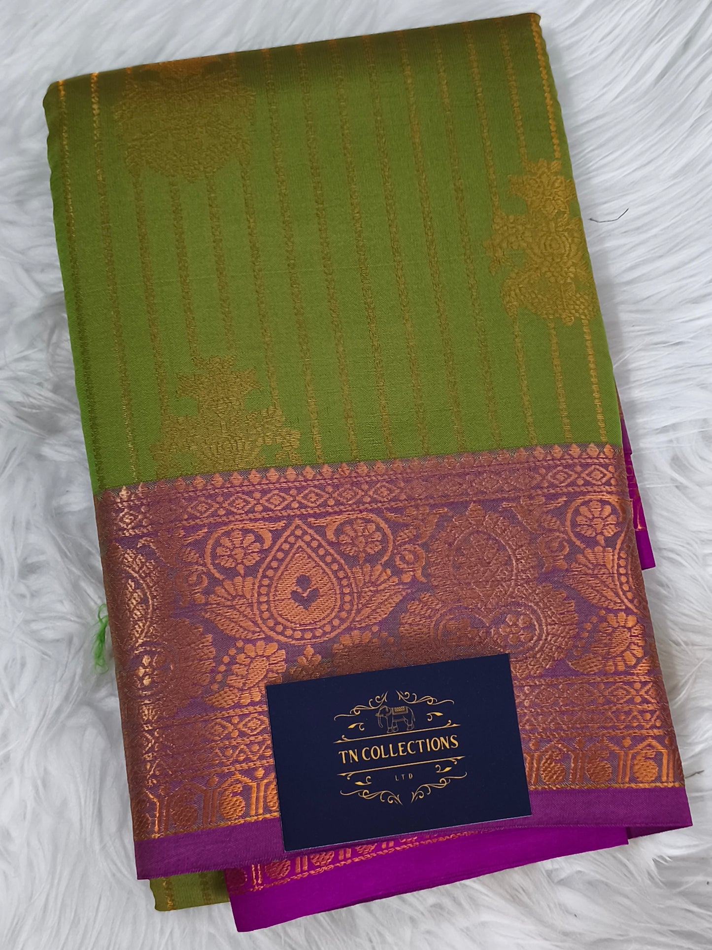 Vairaoosi Soft Silk Saree (Olive Green)