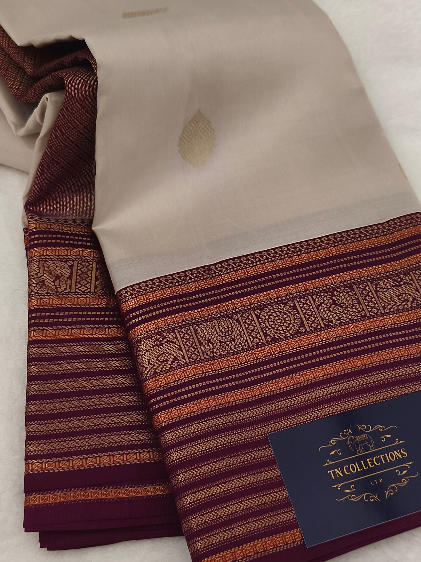 Pure handloom Kanchipuram Silk Saree( Off White)