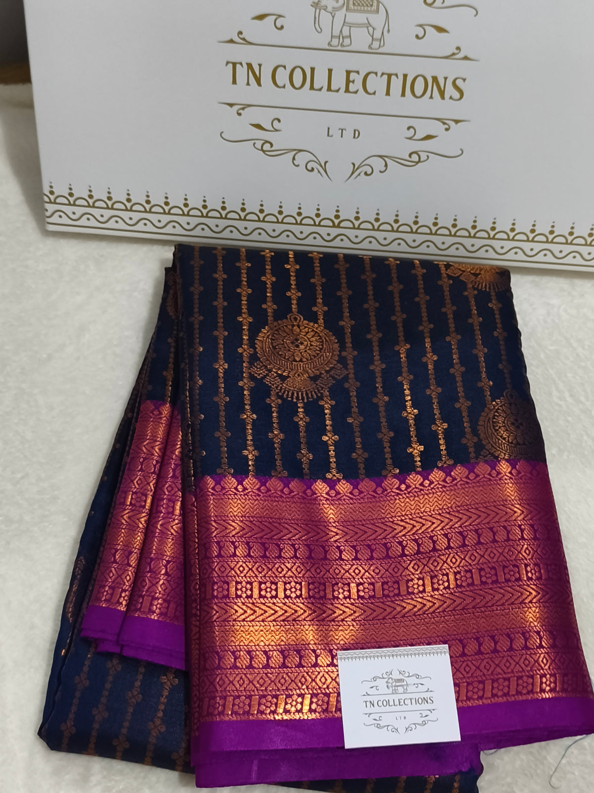 Kanchipuram vairaoosi Soft Silk Saree (Navy Blue)