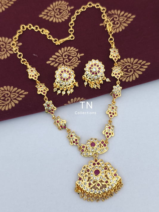 Micro Finish Attiyal with earrings