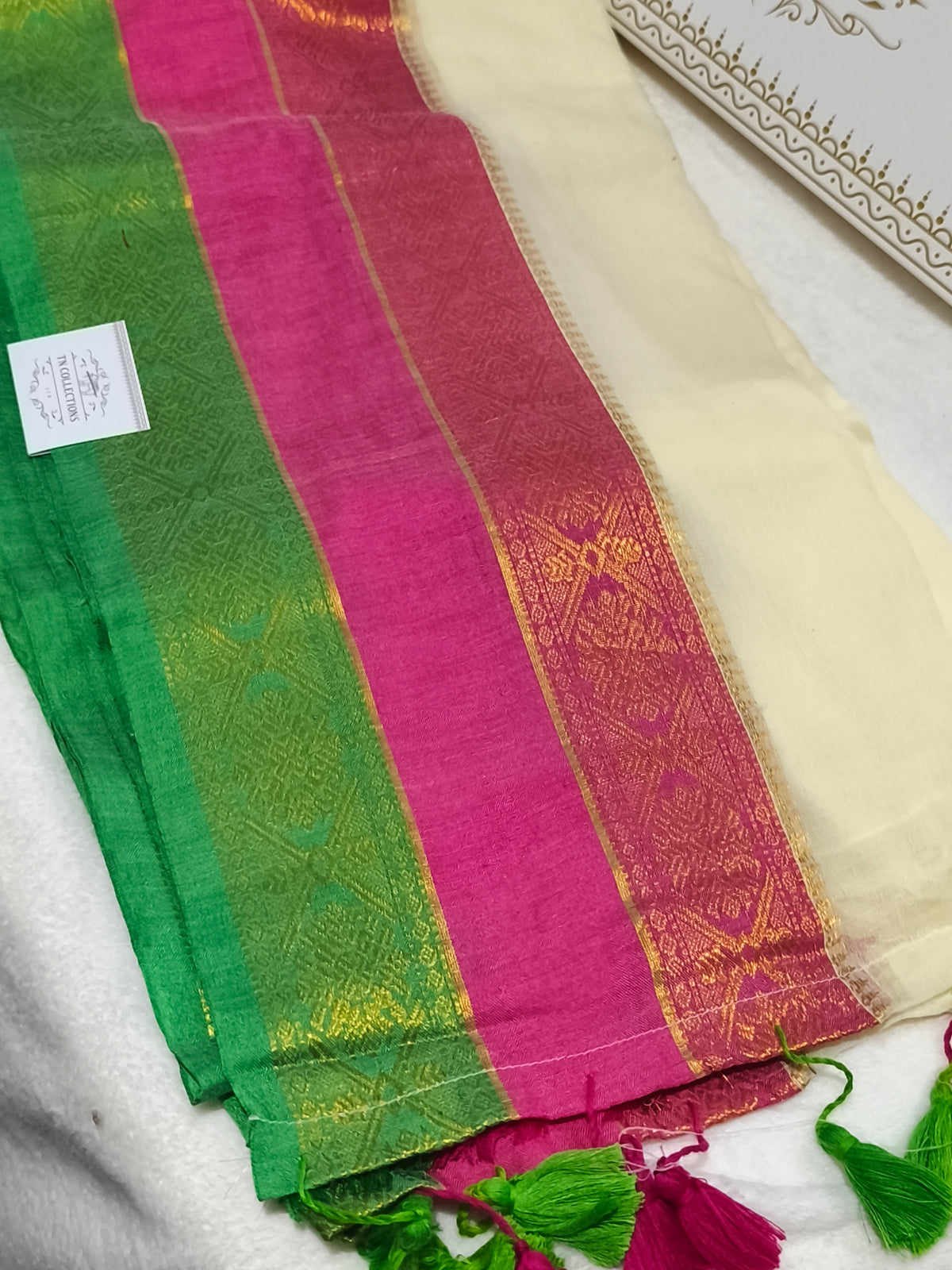 Kerala Special Mul Cotton Saree with Kanchi Border