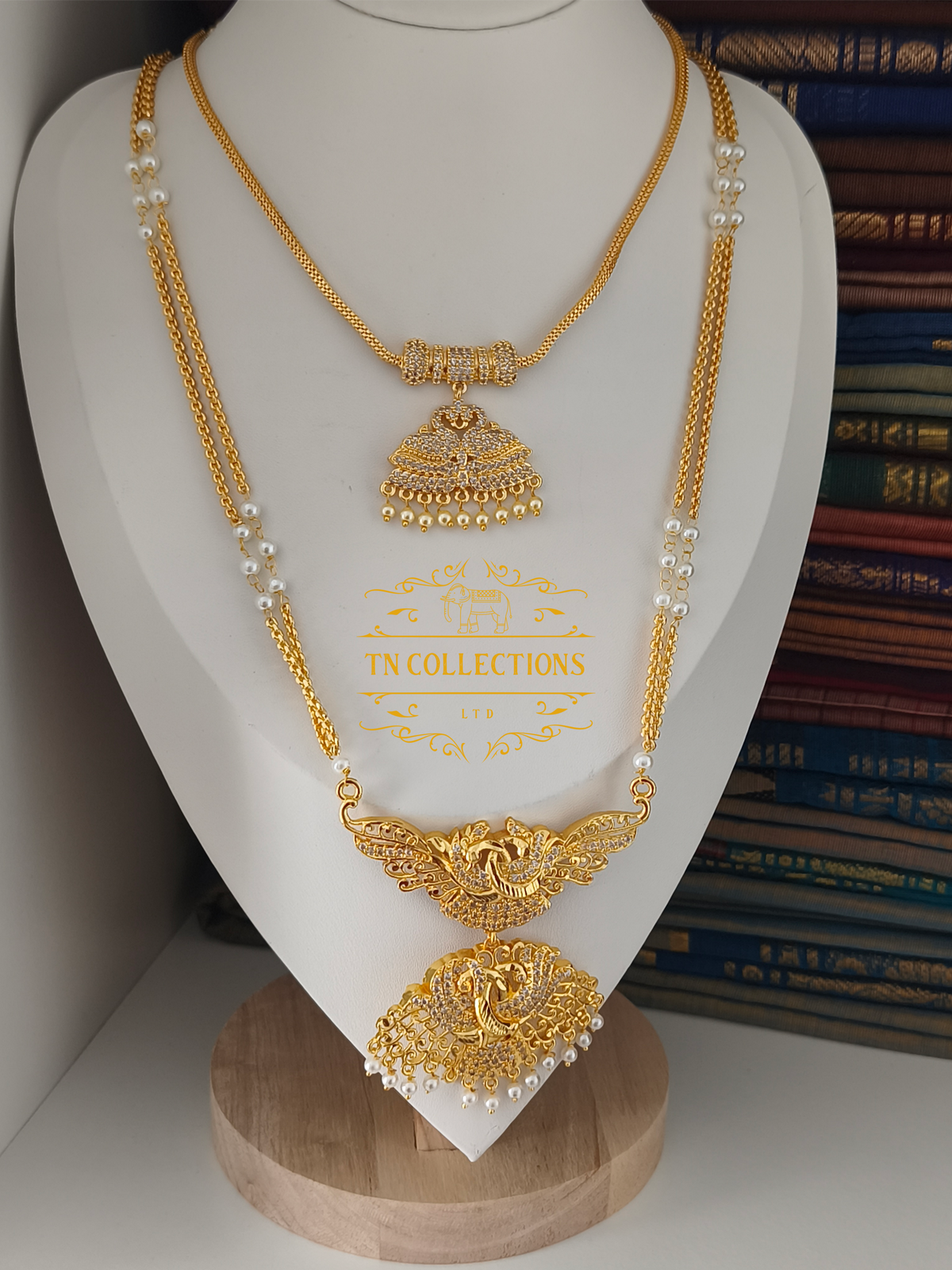 Micro gold plated Traditional Attiyal Pathakkam Set (Full White Stones)