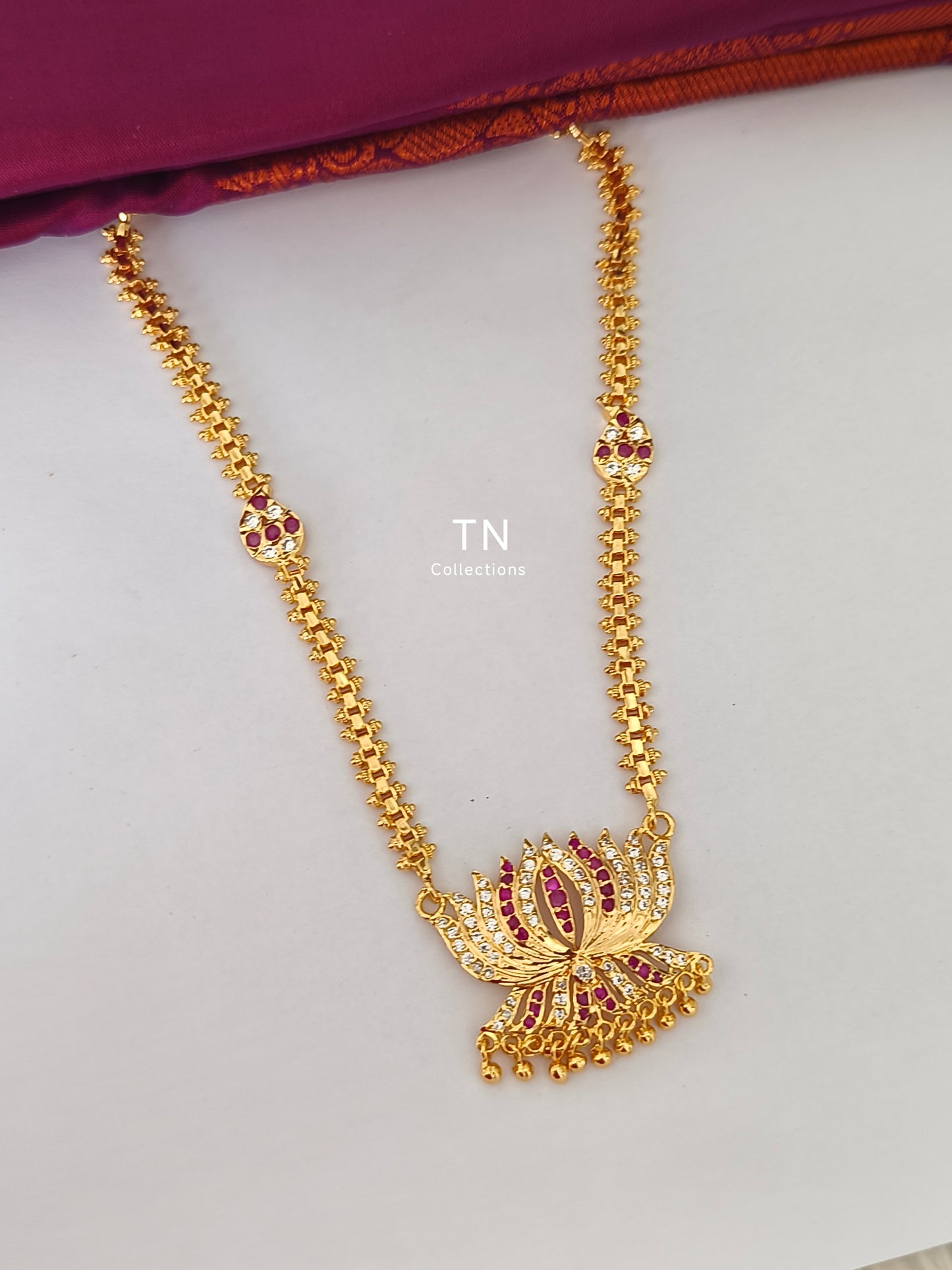 Micro gold plated Lotus Necklace with earrings