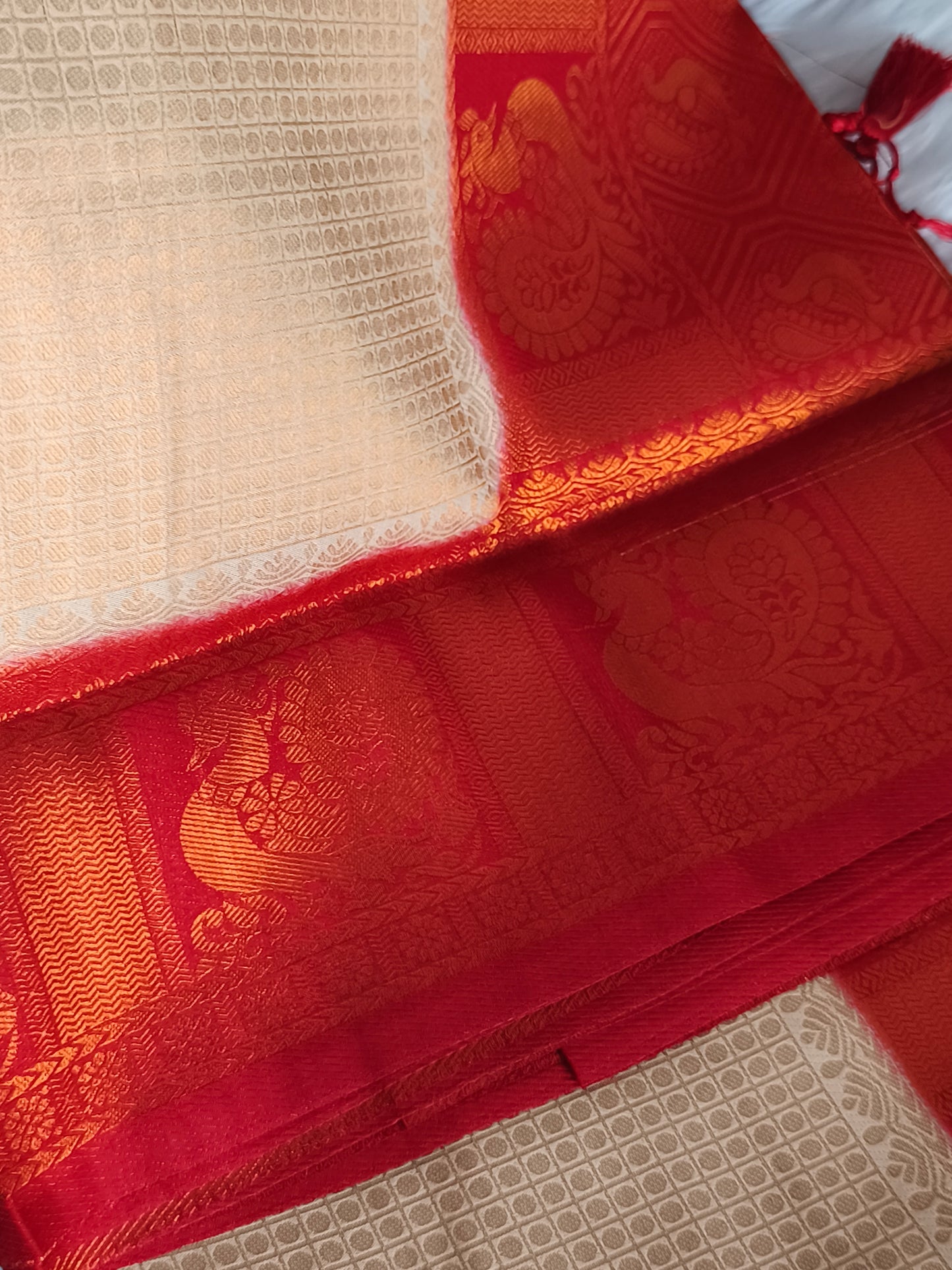 Lightweight Soft Kubera pattu saree