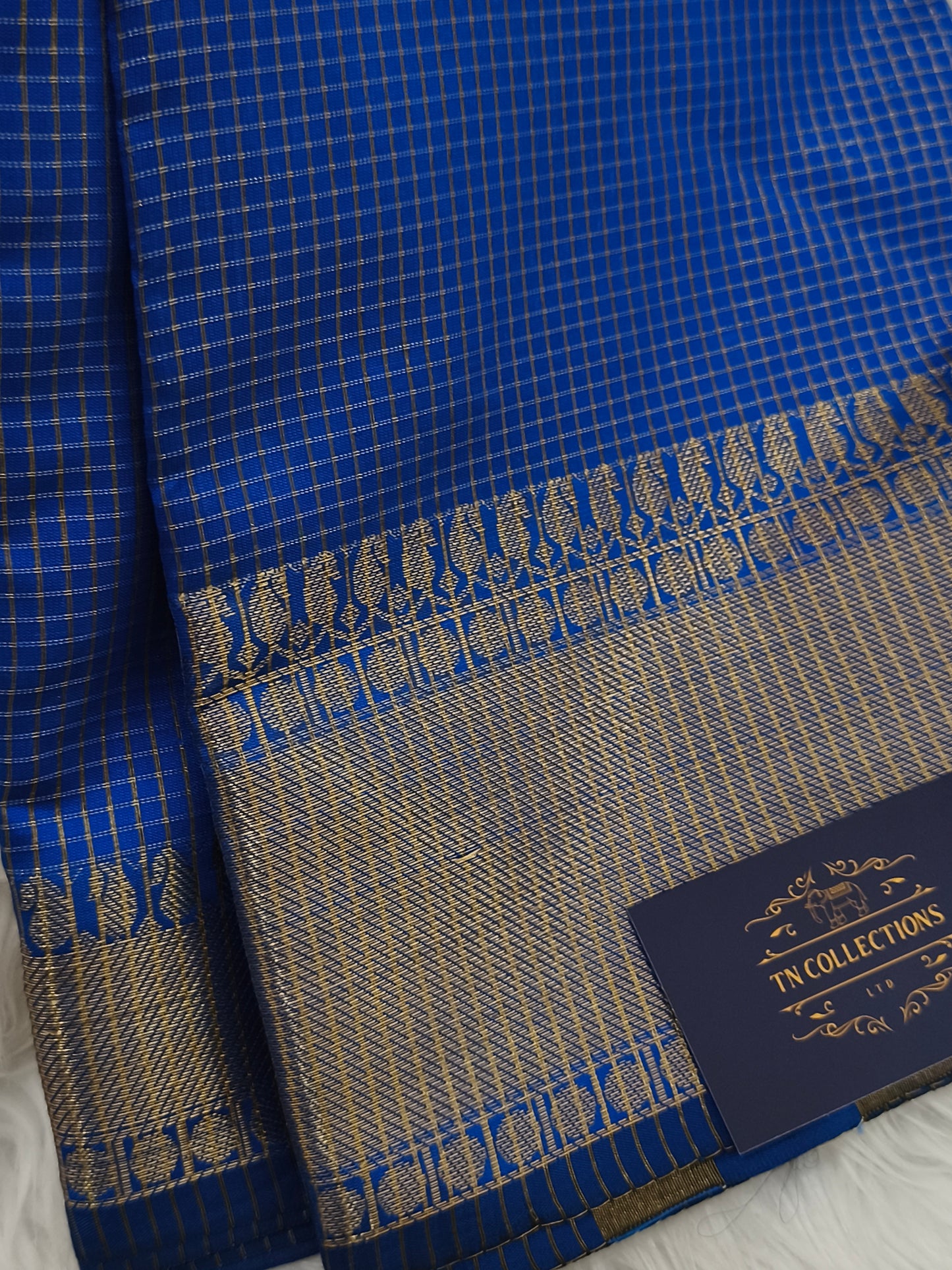 Trendy Small Checked Kanjivaram silk saree