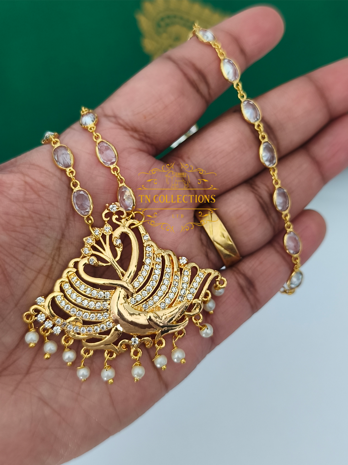 Micro Gold-Plated Trendy Pathakkam with Chain (SMALL Size)