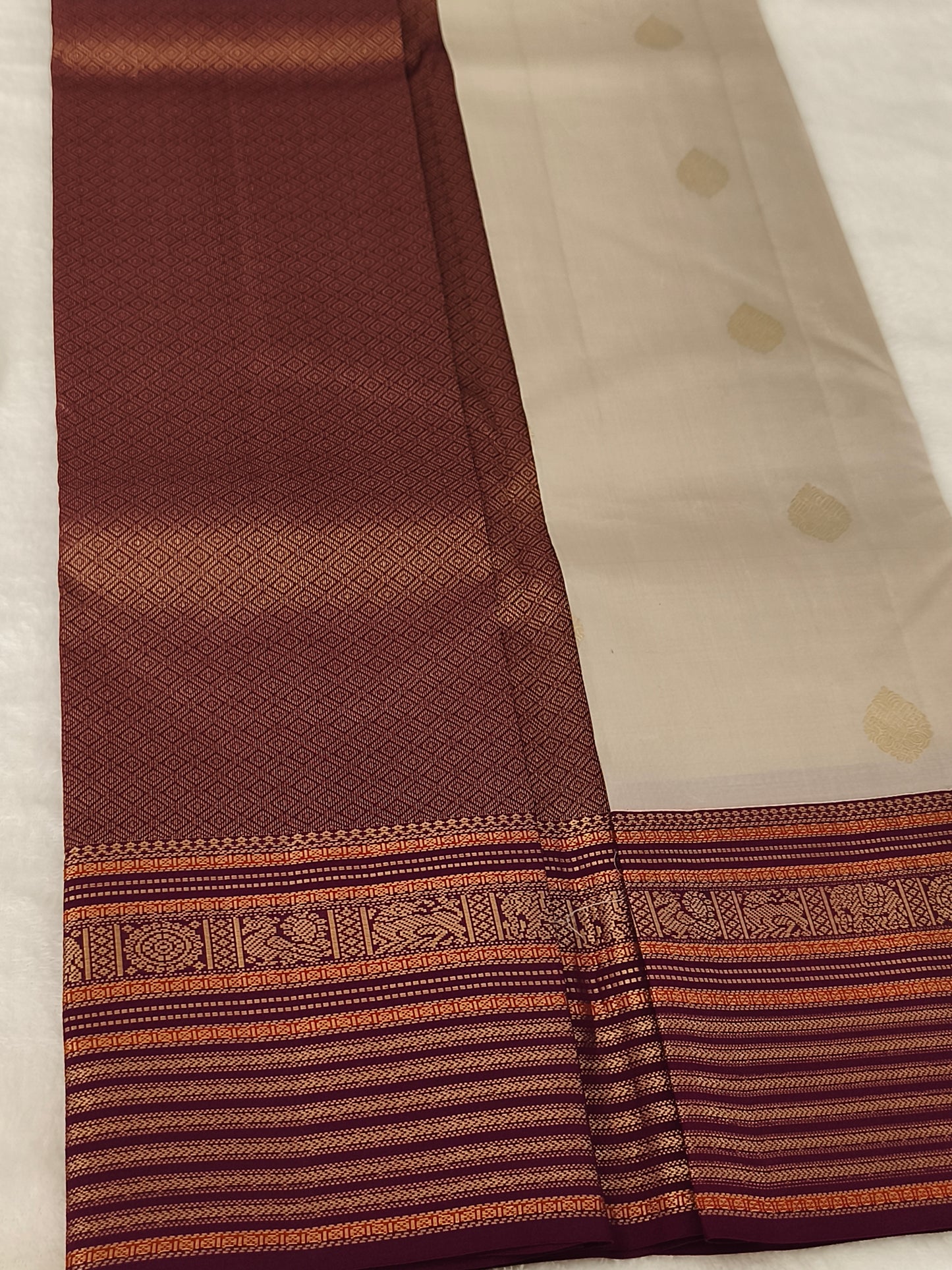 Pure handloom Kanchipuram Silk Saree( Off White)