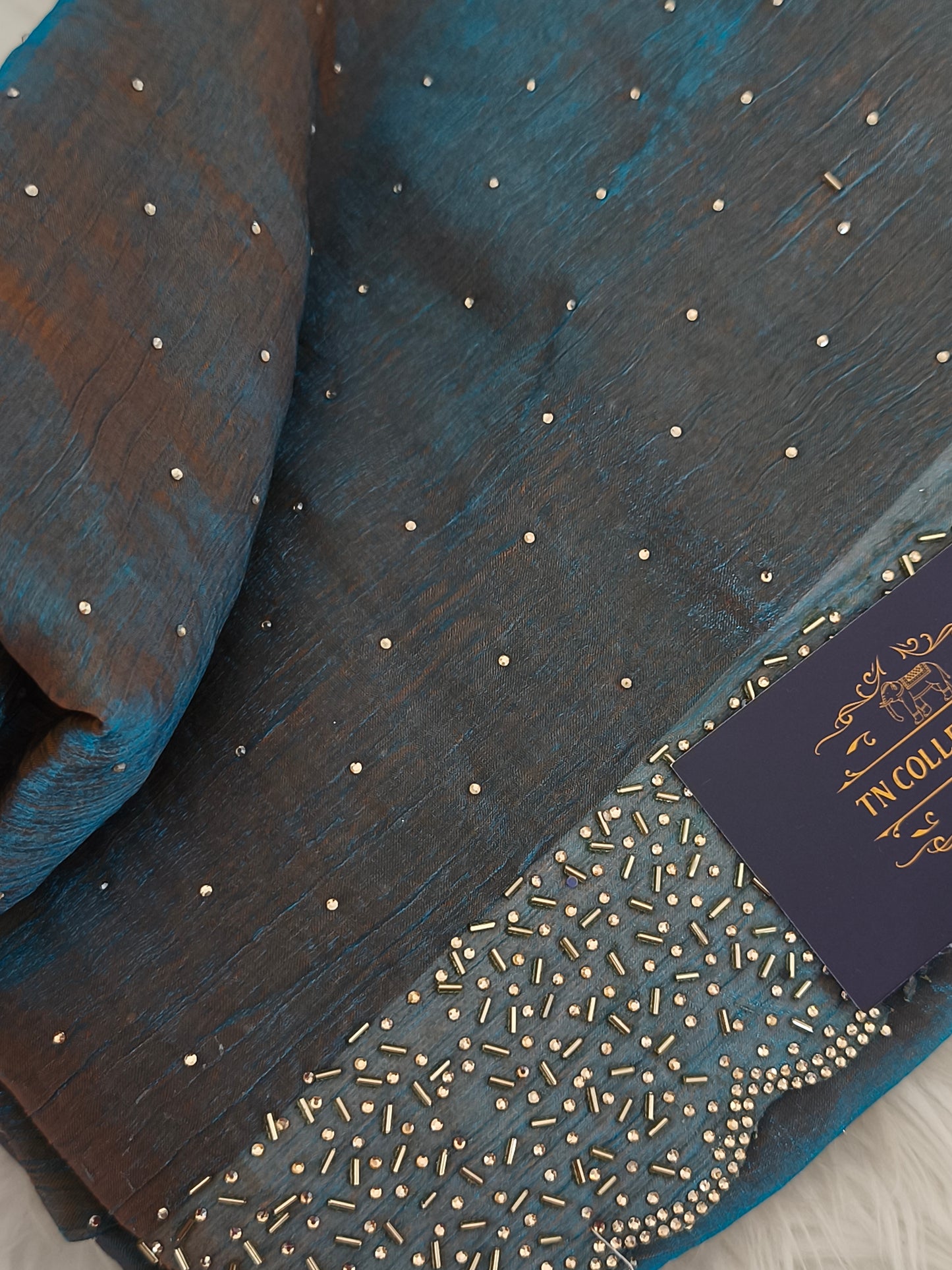 Trendy Dual tone space silk saree