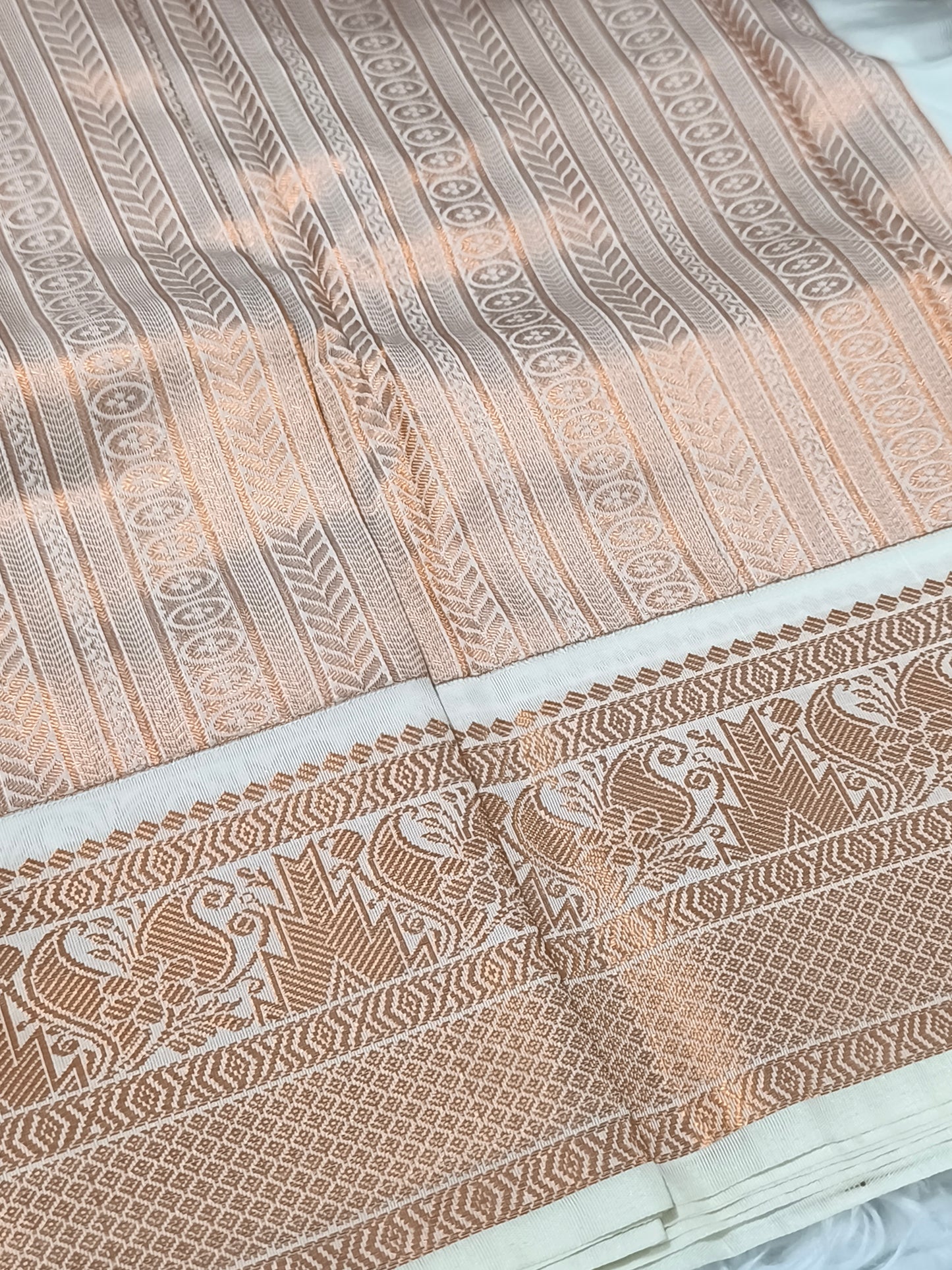 Korvai Premium Soft Silk Saree (Wine Purple)