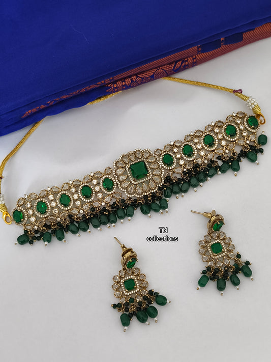 Victorian Style Choker Set (Emerald green)