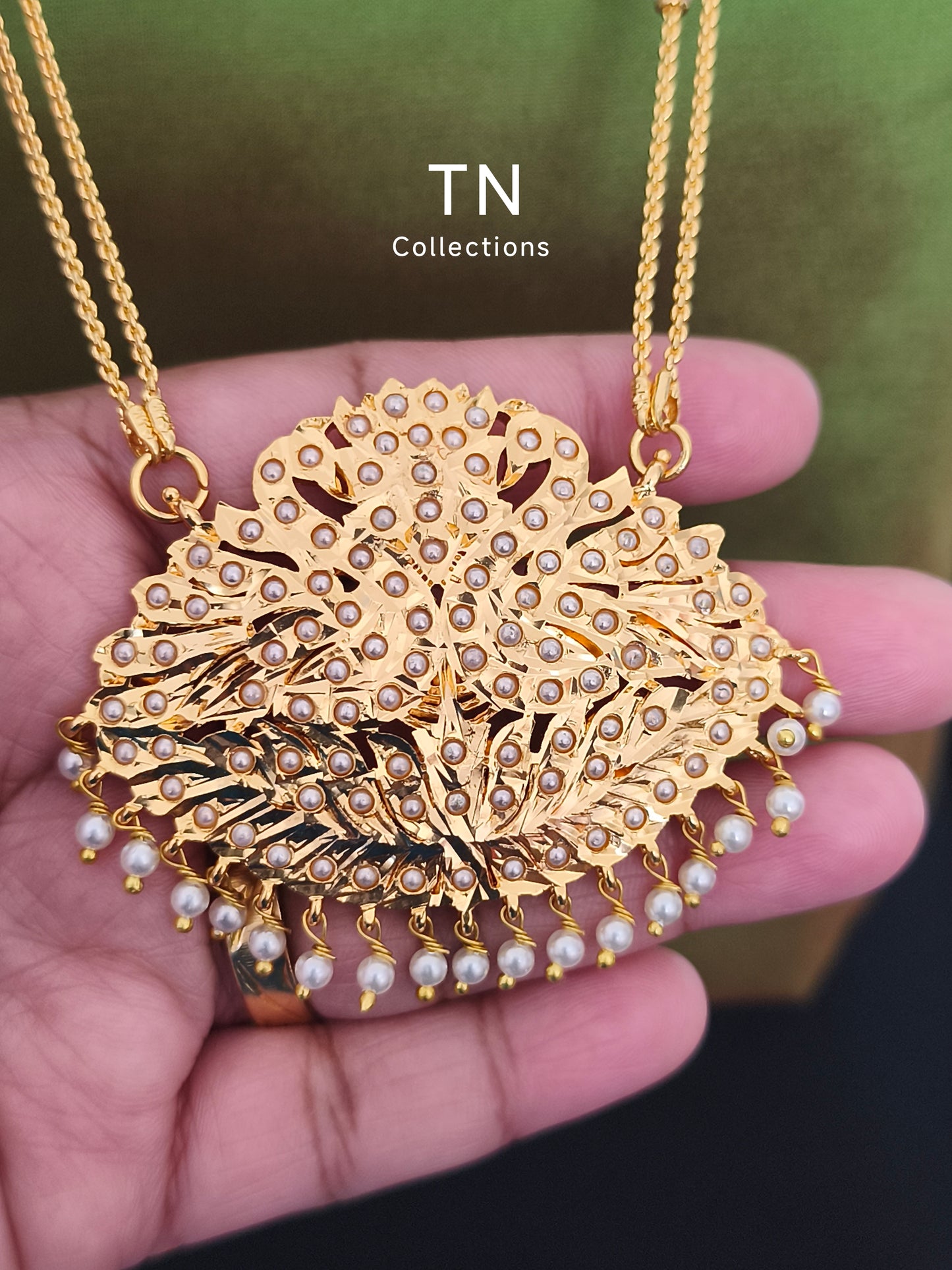 Micro gold plated Traditional shell pearl Pathakkam