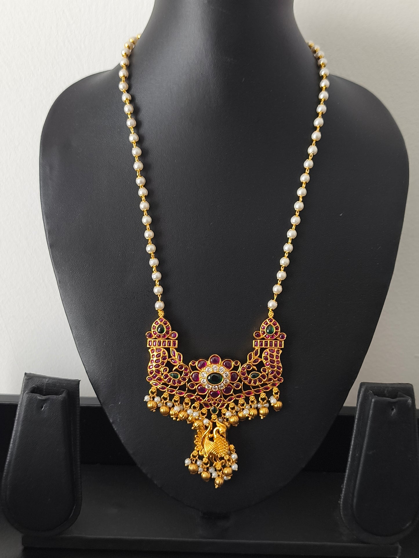 Real kemp beaded necklace