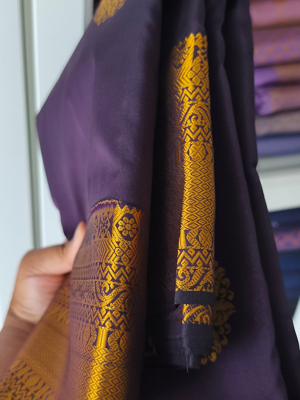 Dual shade Kanchi Soft Silk Saree( Deep Plum/Aubergine)