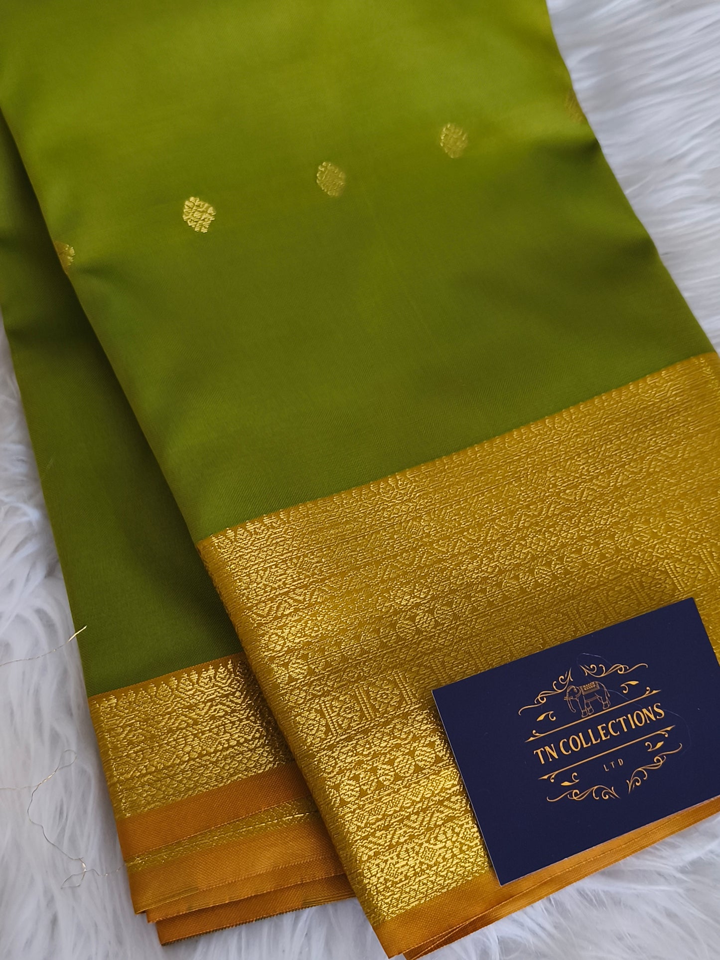 Semi Soft Silk Saree (Olive Green)