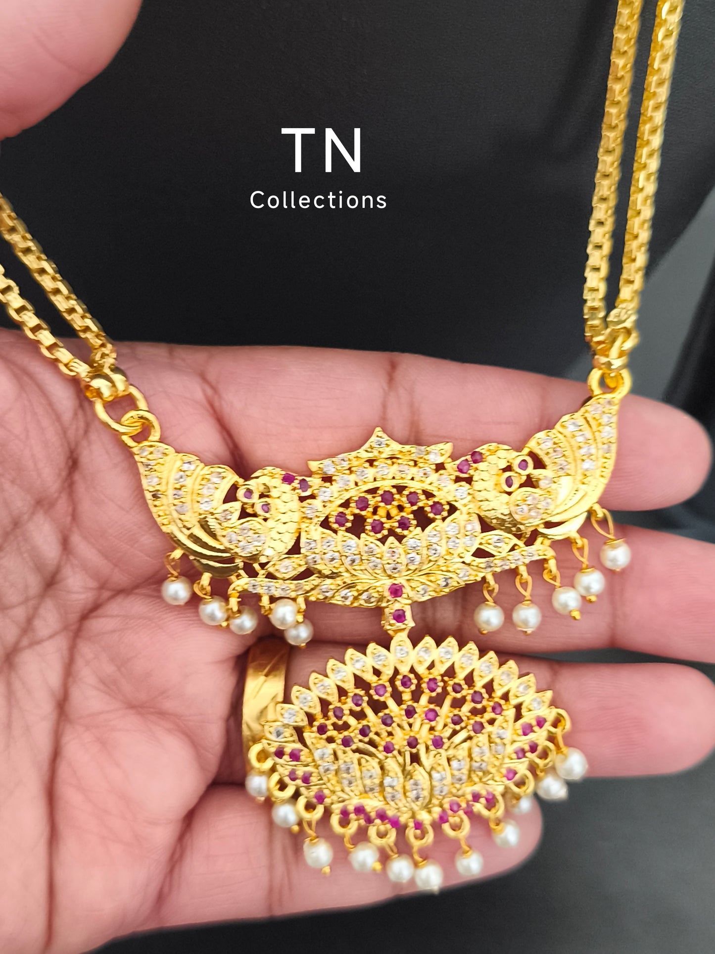 Traditional Unique Design Pathakkam with earrings