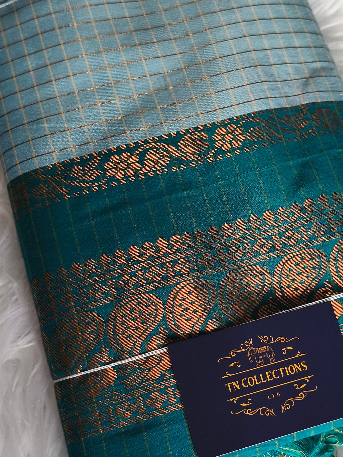 Stunning Kalyani Cotton Pattu Saree with contrast blouse